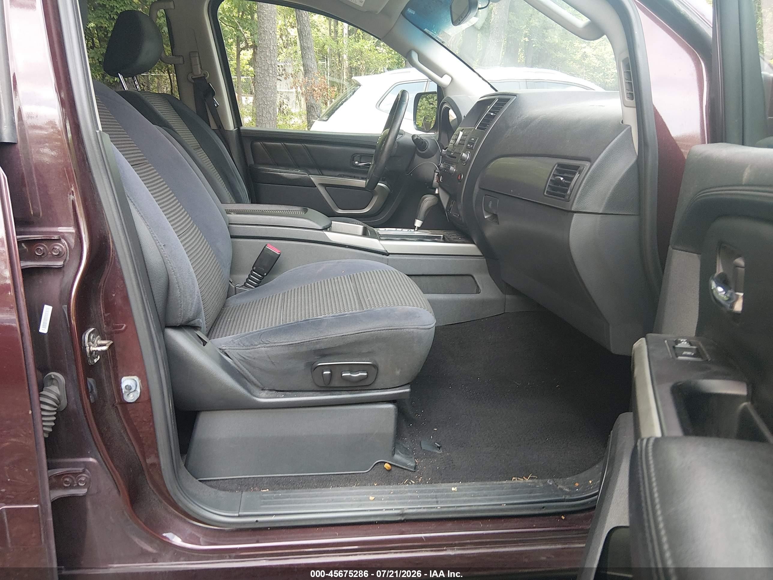 2015 Nissan Armada Platinum/sl/sv Burgundy vin: 5N1AA0NC2FN604838