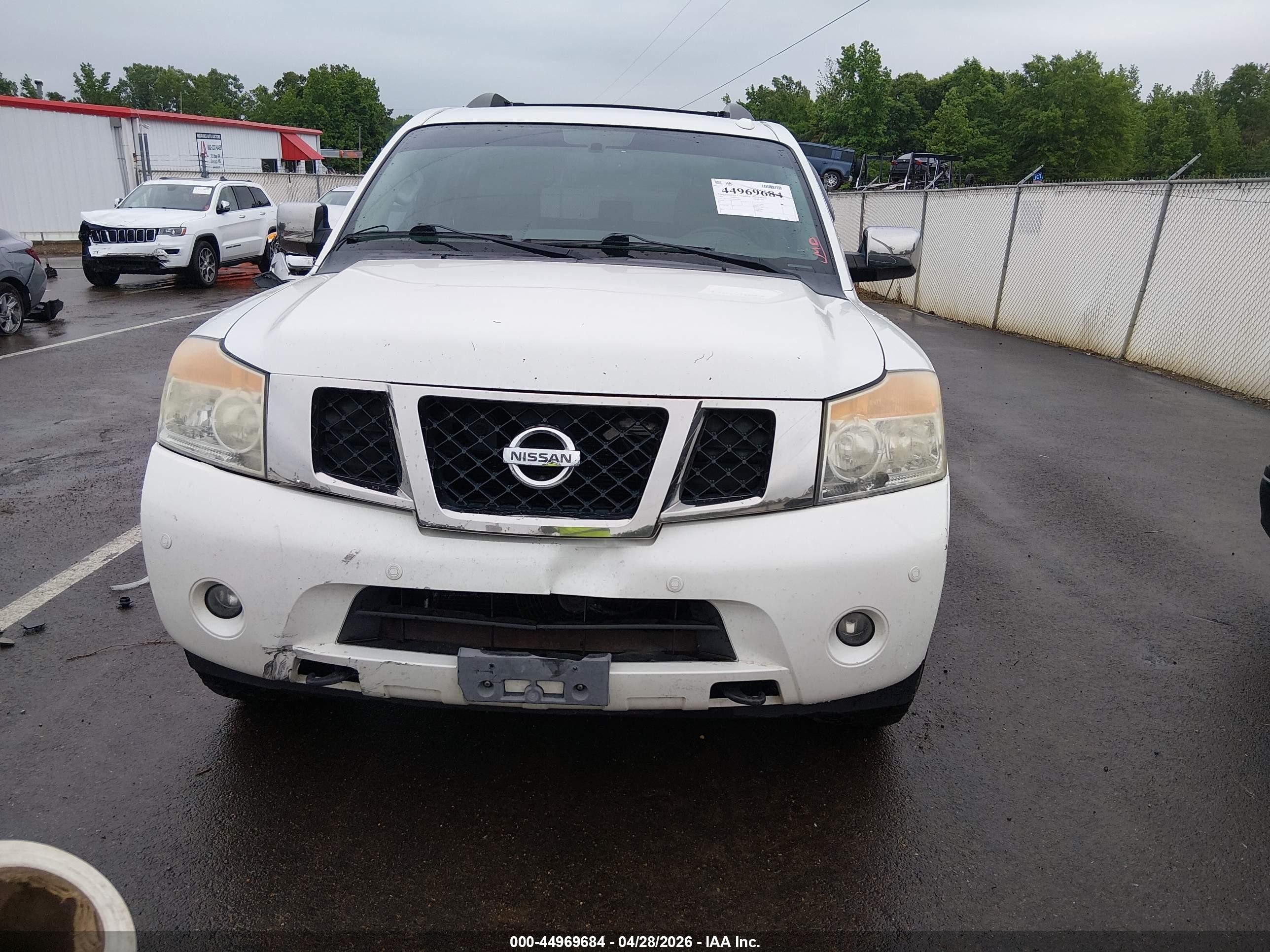 2015 Nissan Armada Platinum Белый vin: 5N1AA0NC2FN617606