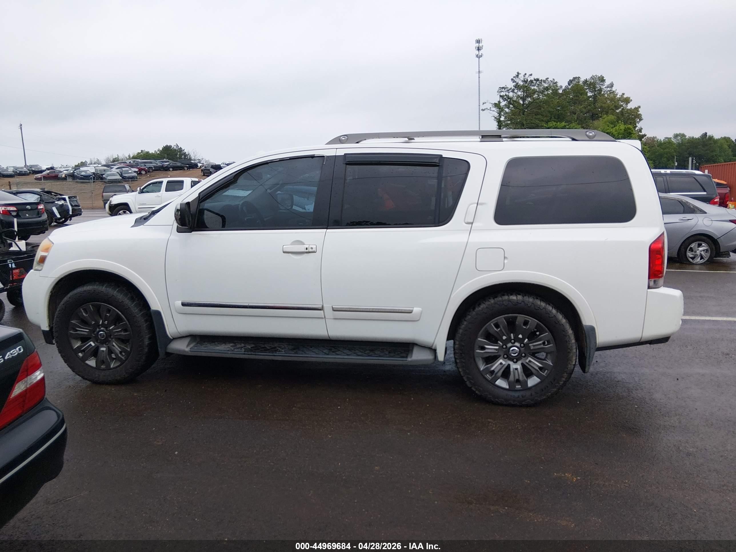 2015 Nissan Armada Platinum Белый vin: 5N1AA0NC2FN617606