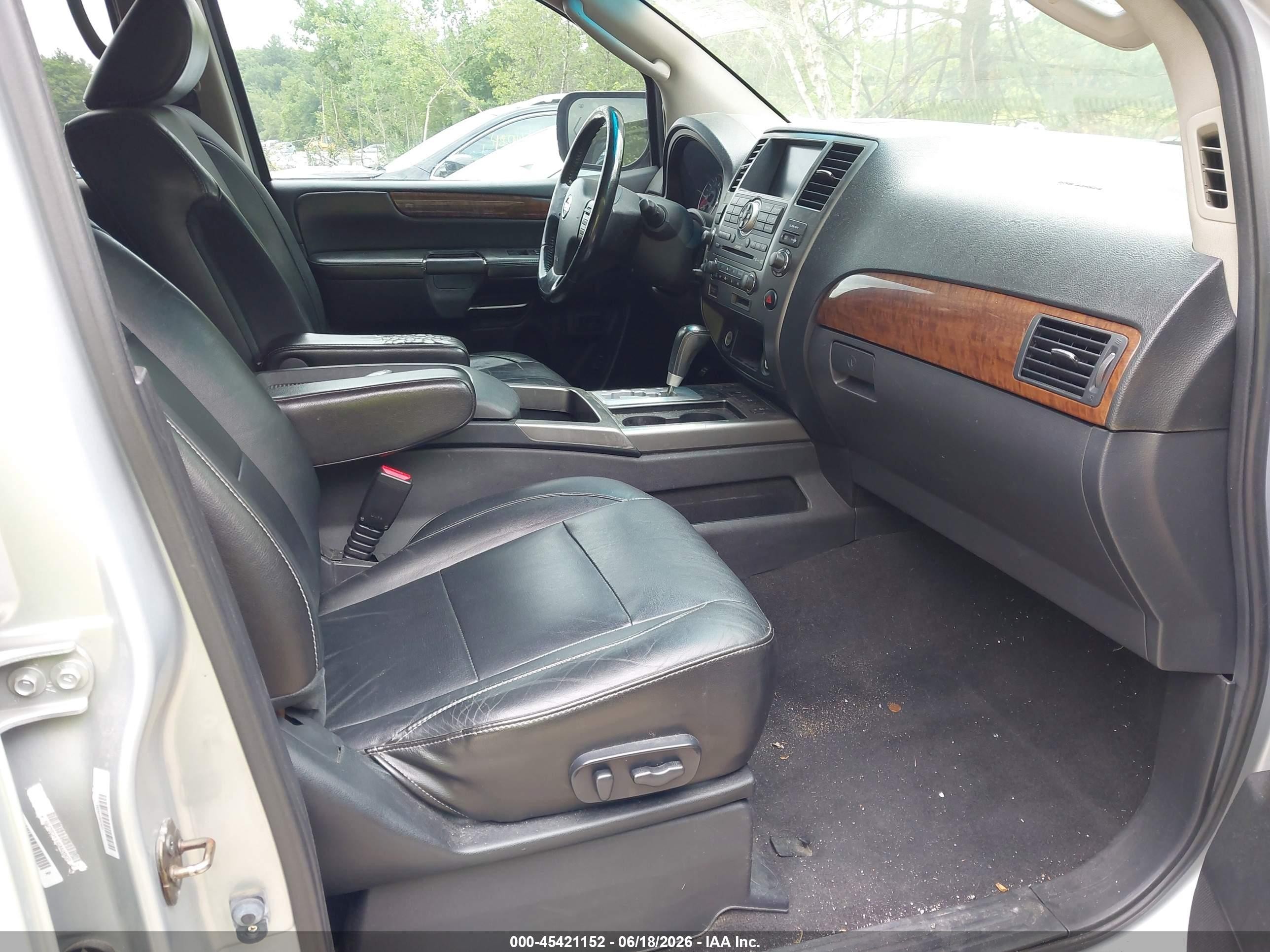 2011 Nissan Armada Platinum Silver vin: 5N1AA0NC3BN619505