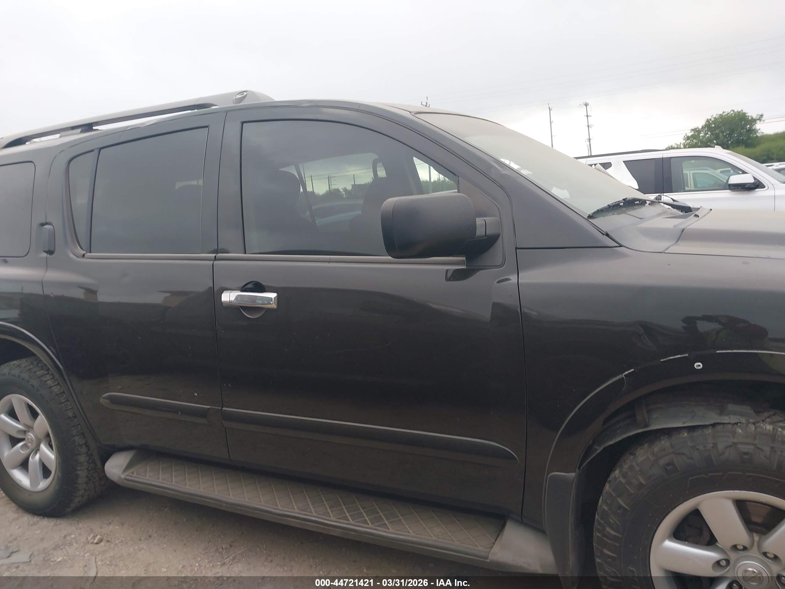2013 Nissan Armada Sv Черный vin: 5N1AA0NC3DN604442