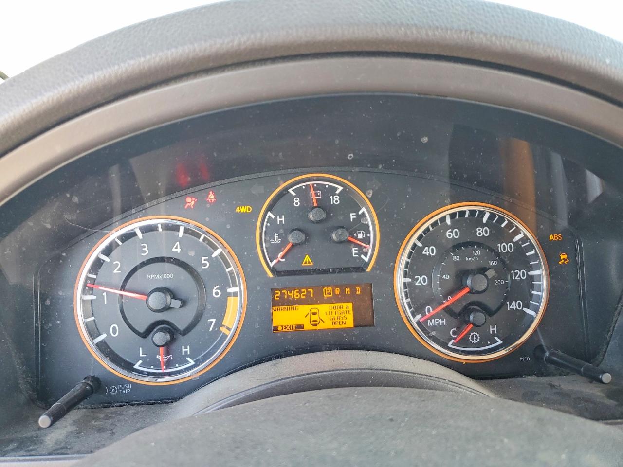 2014 Nissan Armada Platinum Charcoal vin: 5N1AA0NC3EN613188
