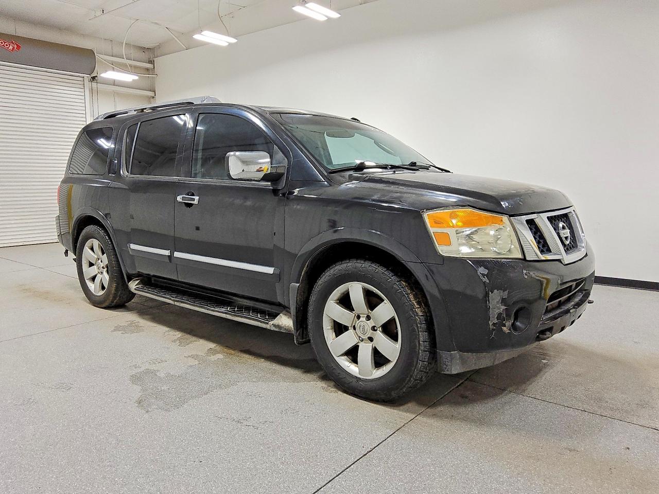 2011 Nissan Armada Sv Черный vin: 5N1AA0NC4BN603801