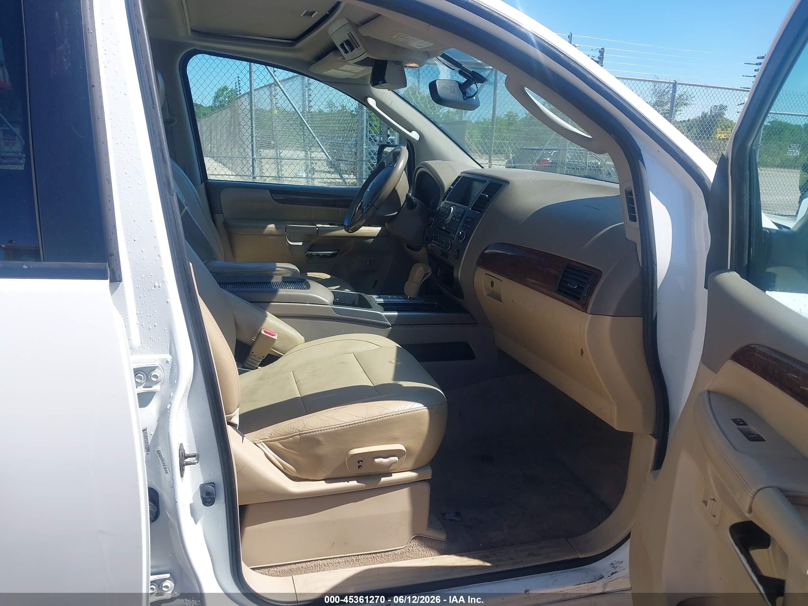 2011 Nissan Armada Platinum White vin: 5N1AA0NC4BN618038