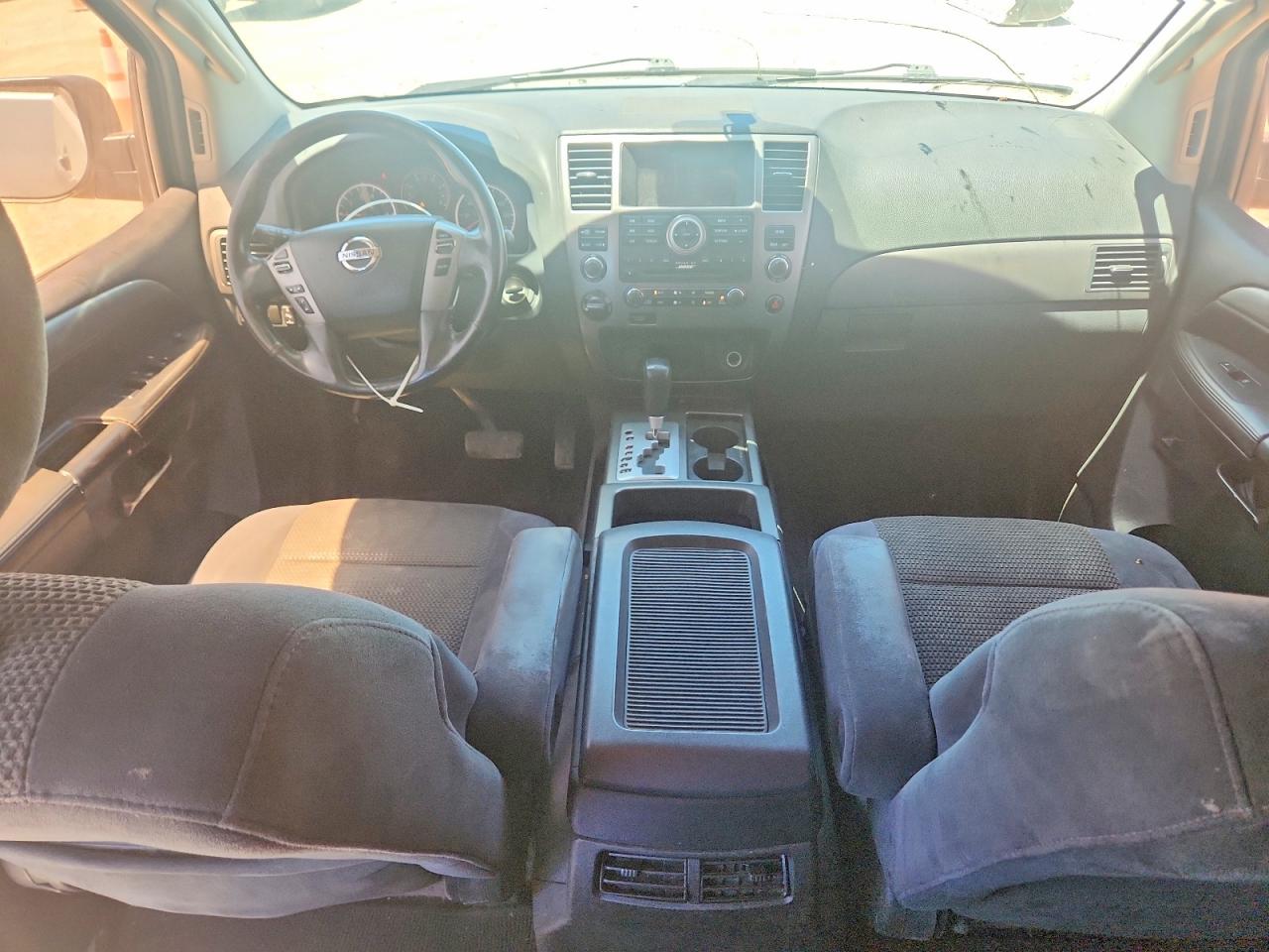 2013 Nissan Armada Sv Silver vin: 5N1AA0NC5DN610601