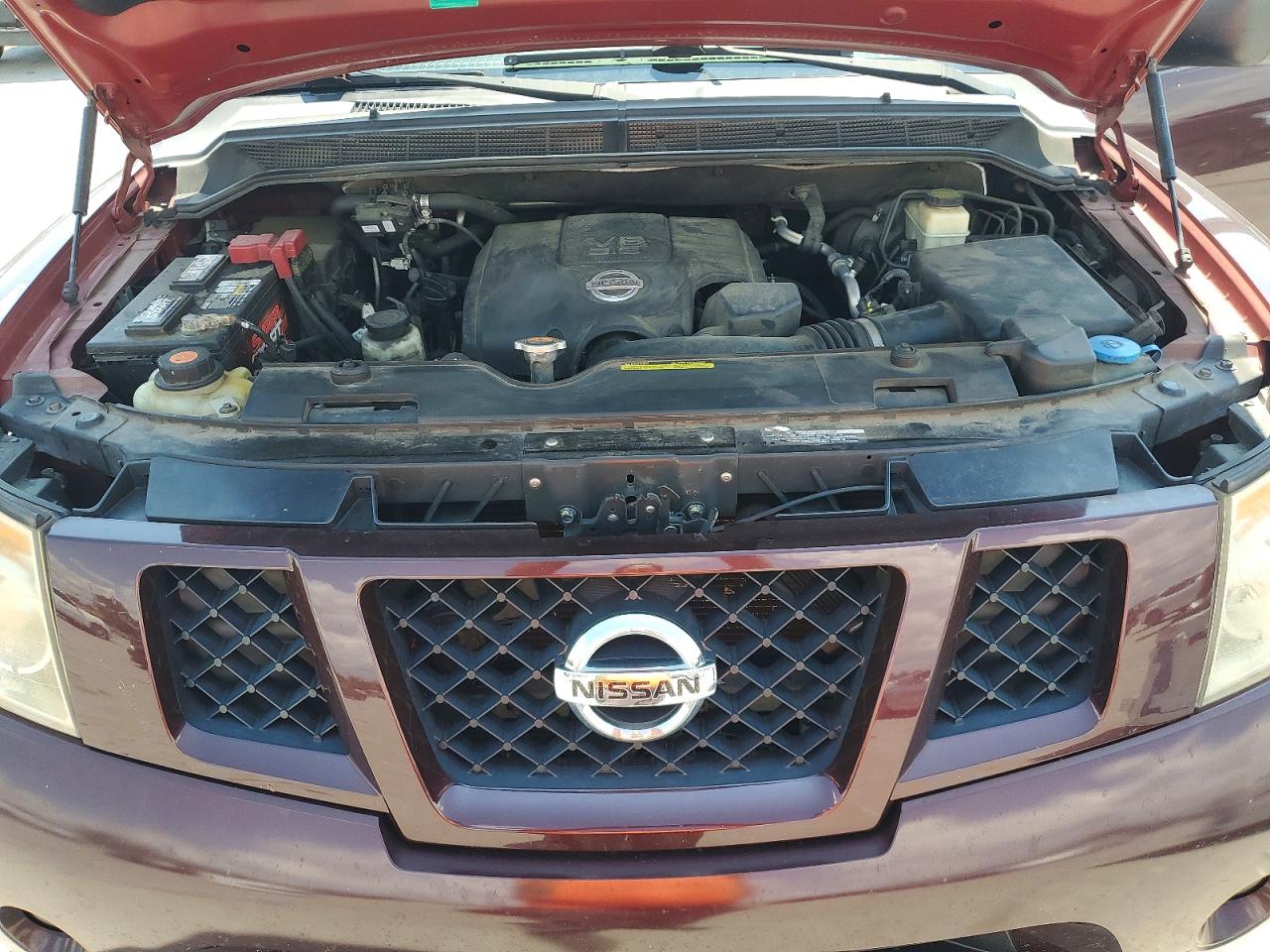 2015 Nissan Armada Sv Burgundy vin: 5N1AA0NC5FN617048