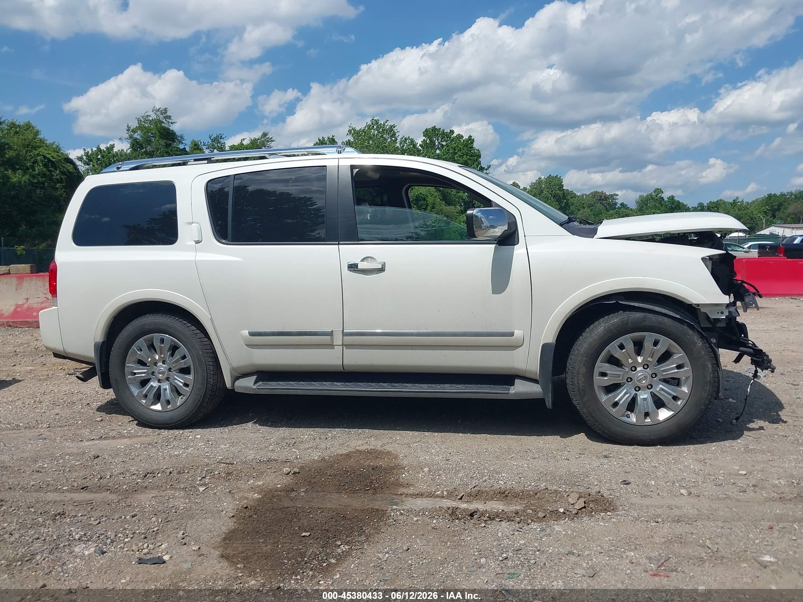 2015 Nissan Armada Platinum White vin: 5N1AA0NC5FN622346