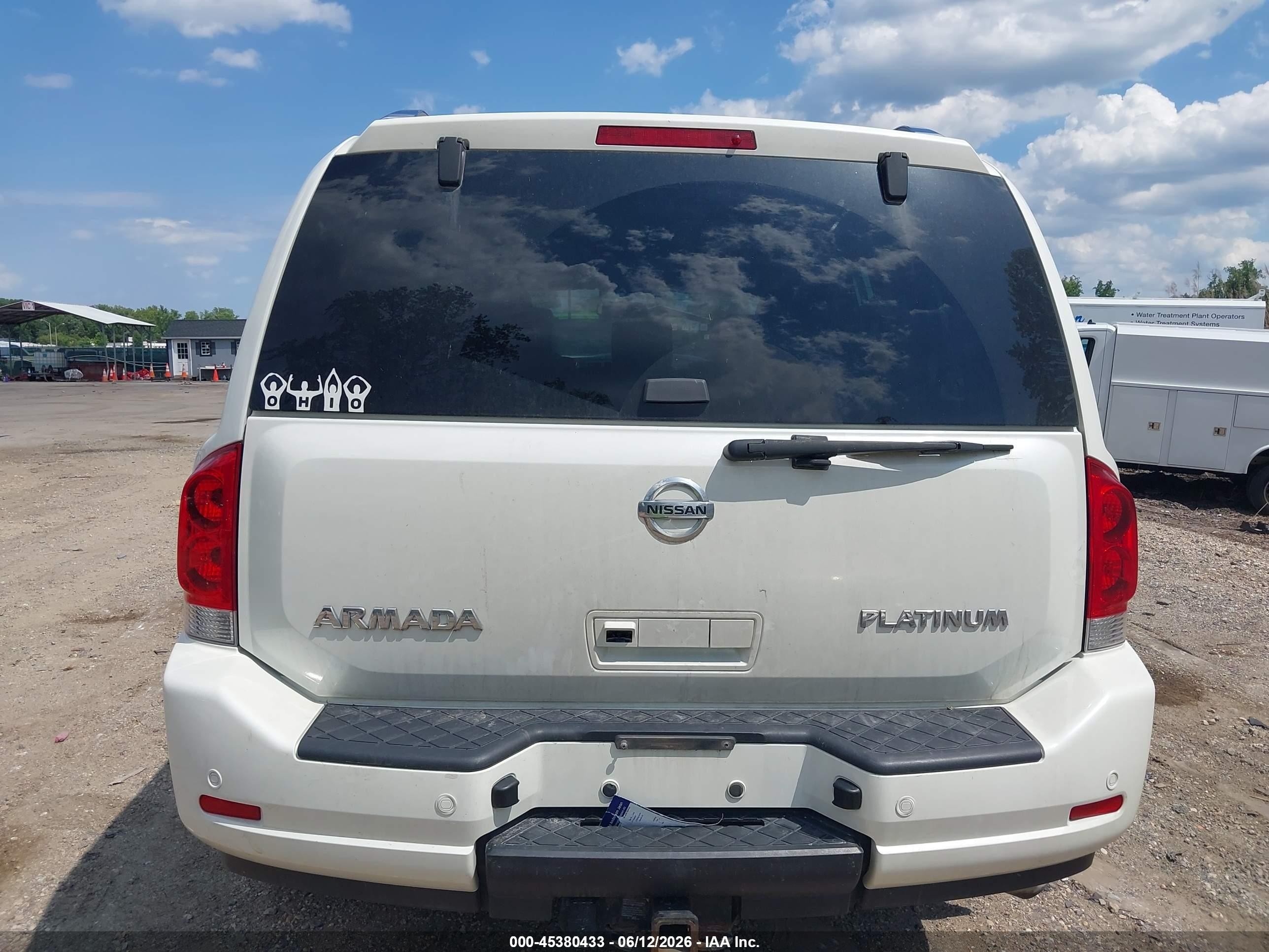 2015 Nissan Armada Platinum White vin: 5N1AA0NC5FN622346