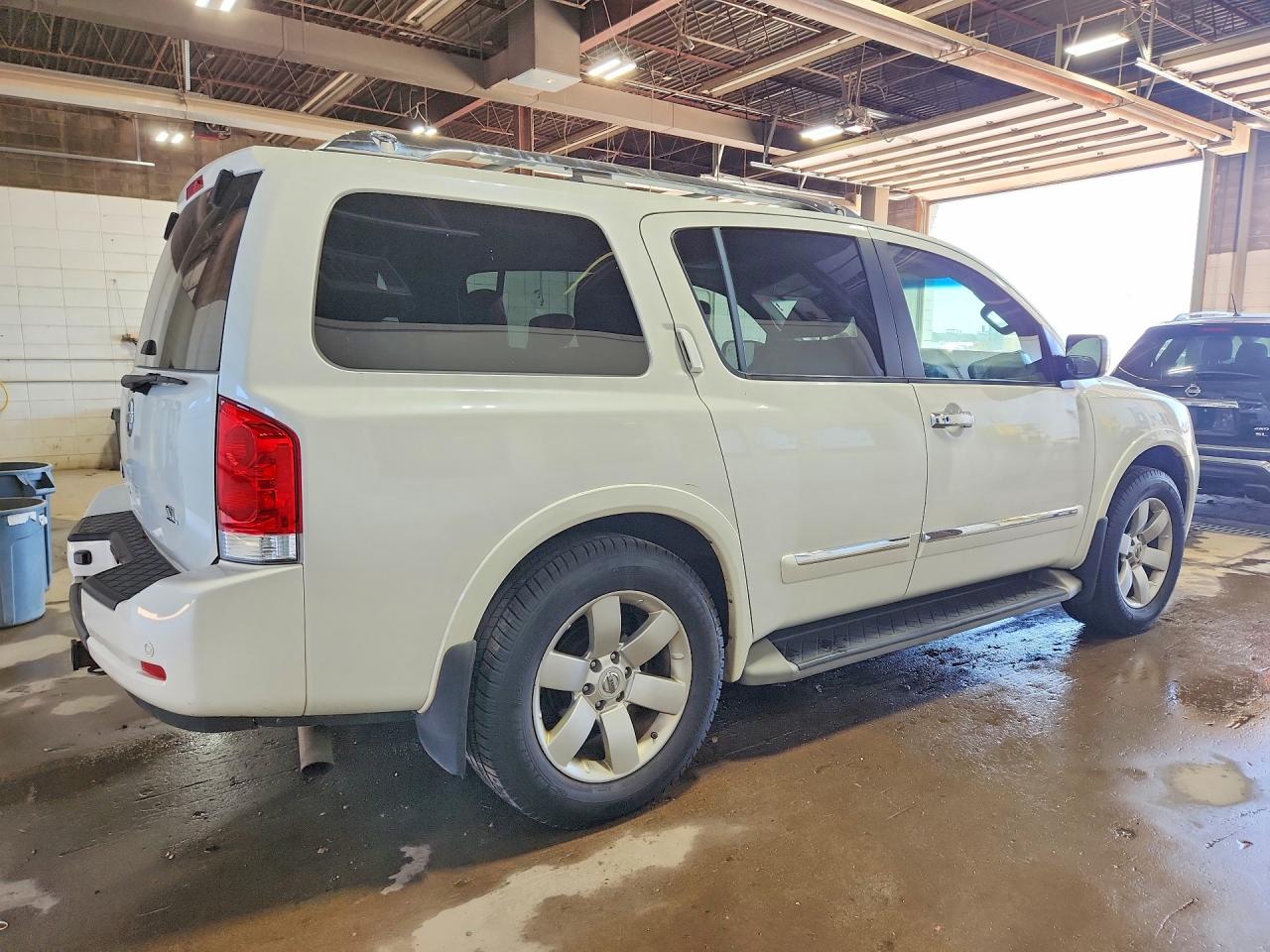 2013 Nissan Armada Sv White vin: 5N1AA0NC6DN607111