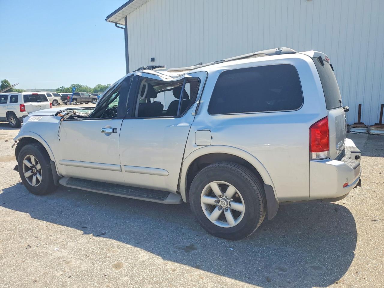 2013 Nissan Armada Sv Silver vin: 5N1AA0NC6DN608369