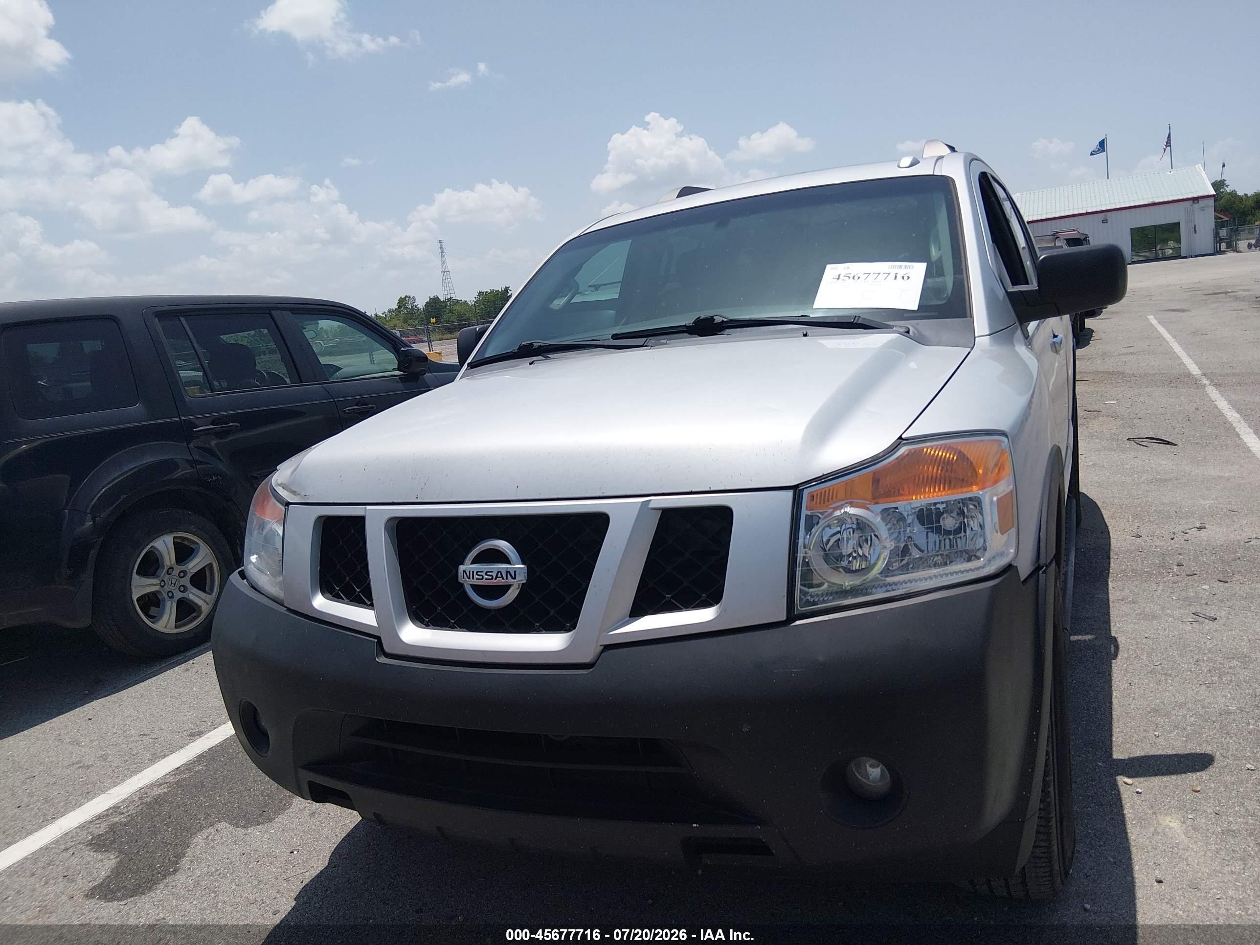 2013 Nissan Armada Sv Silver vin: 5N1AA0NC7DN608266