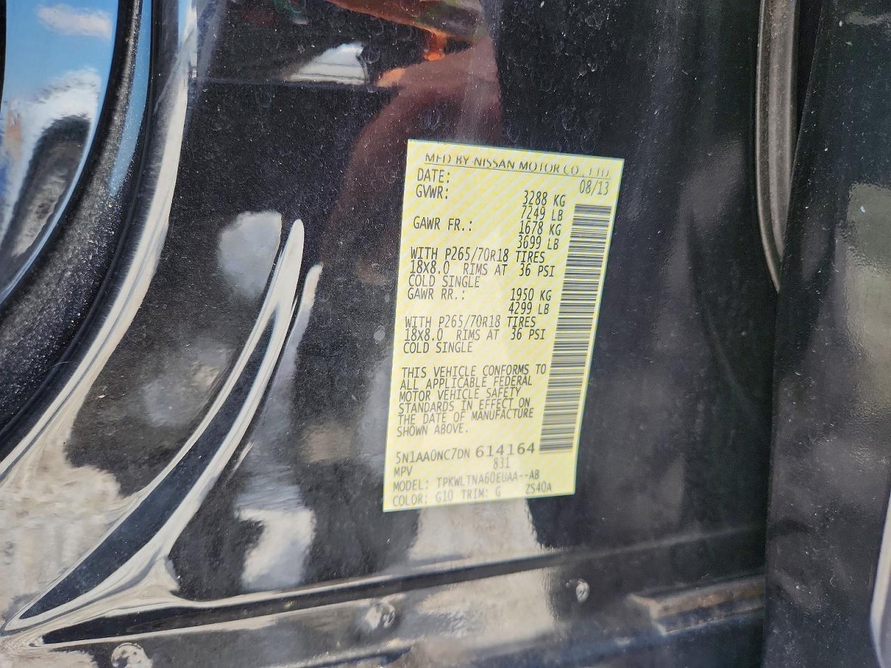 2013 Nissan Armada Sv Черный vin: 5N1AA0NC7DN614164