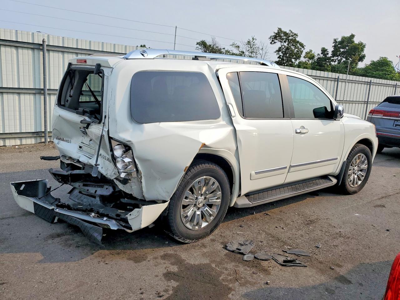 2015 Nissan Armada Platinum White vin: 5N1AA0NC8FN622616