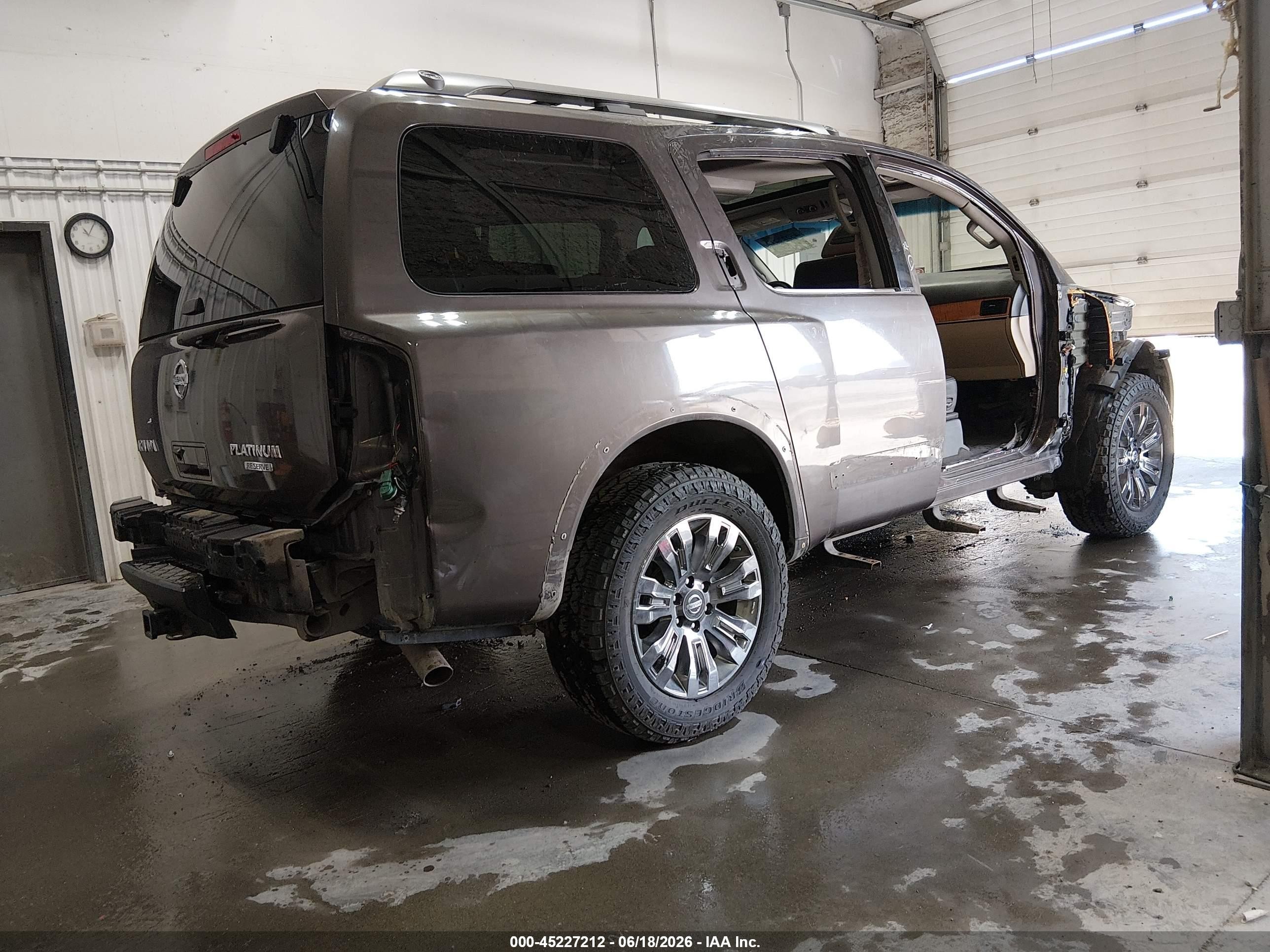 2015 Nissan Armada Platinum Gray vin: 5N1AA0NC9FN603413
