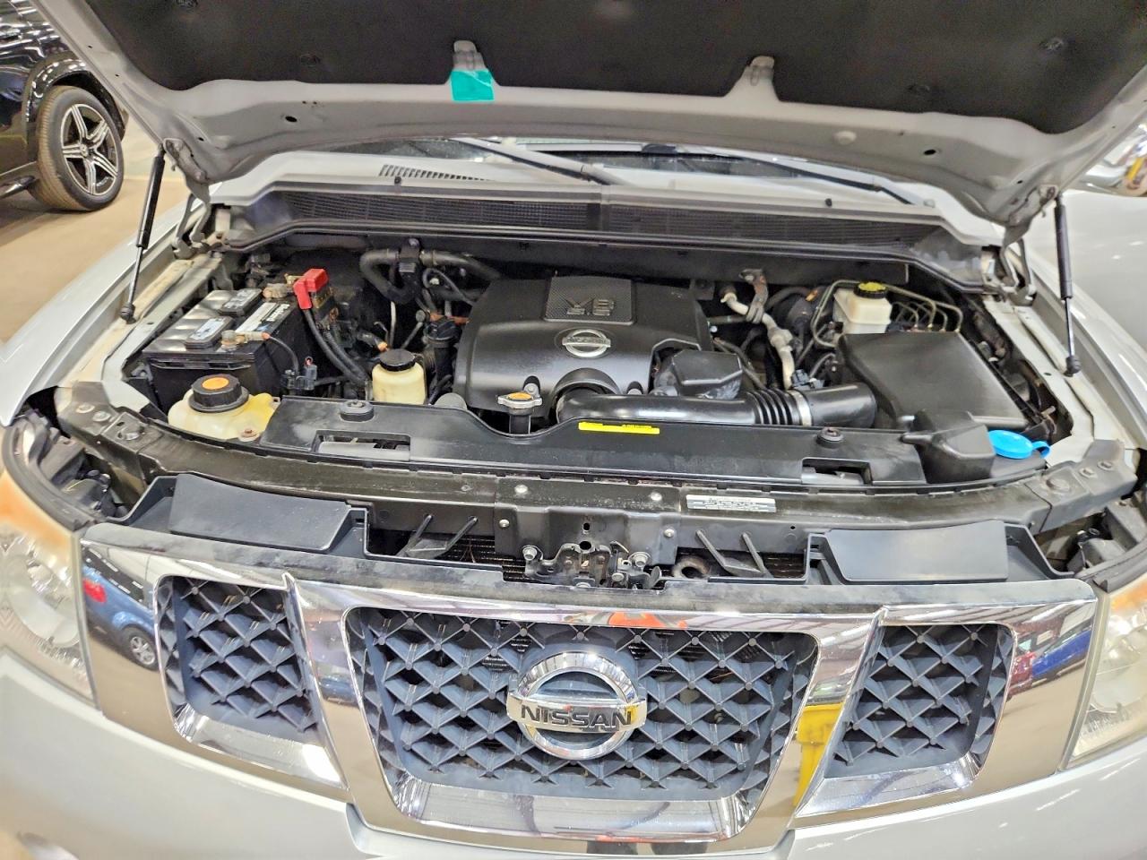 2010 Nissan Armada Se Silver vin: 5N1AA0NCXAN615031