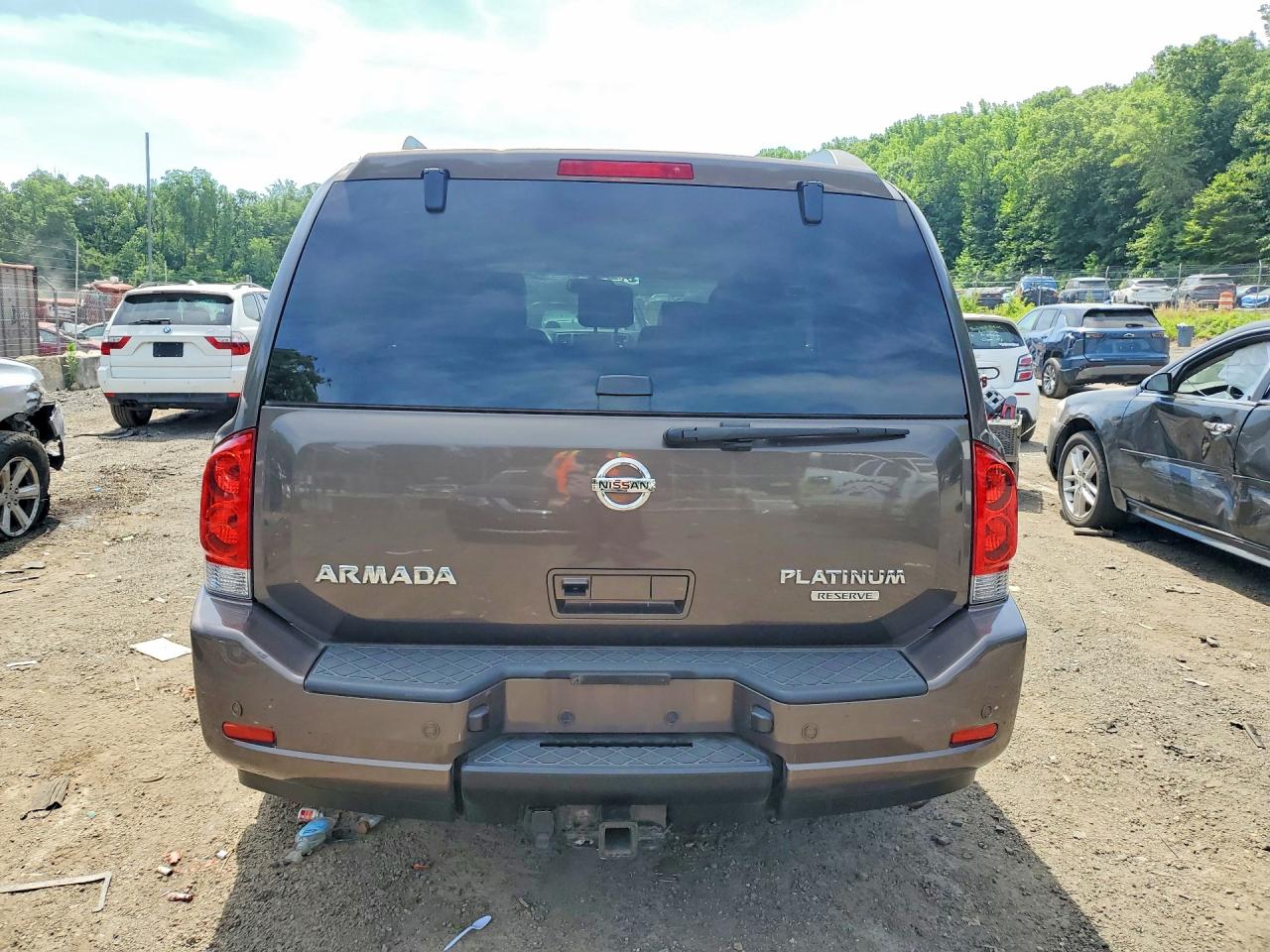2014 Nissan Armada Platinum Brown vin: 5N1AA0NCXEN602463