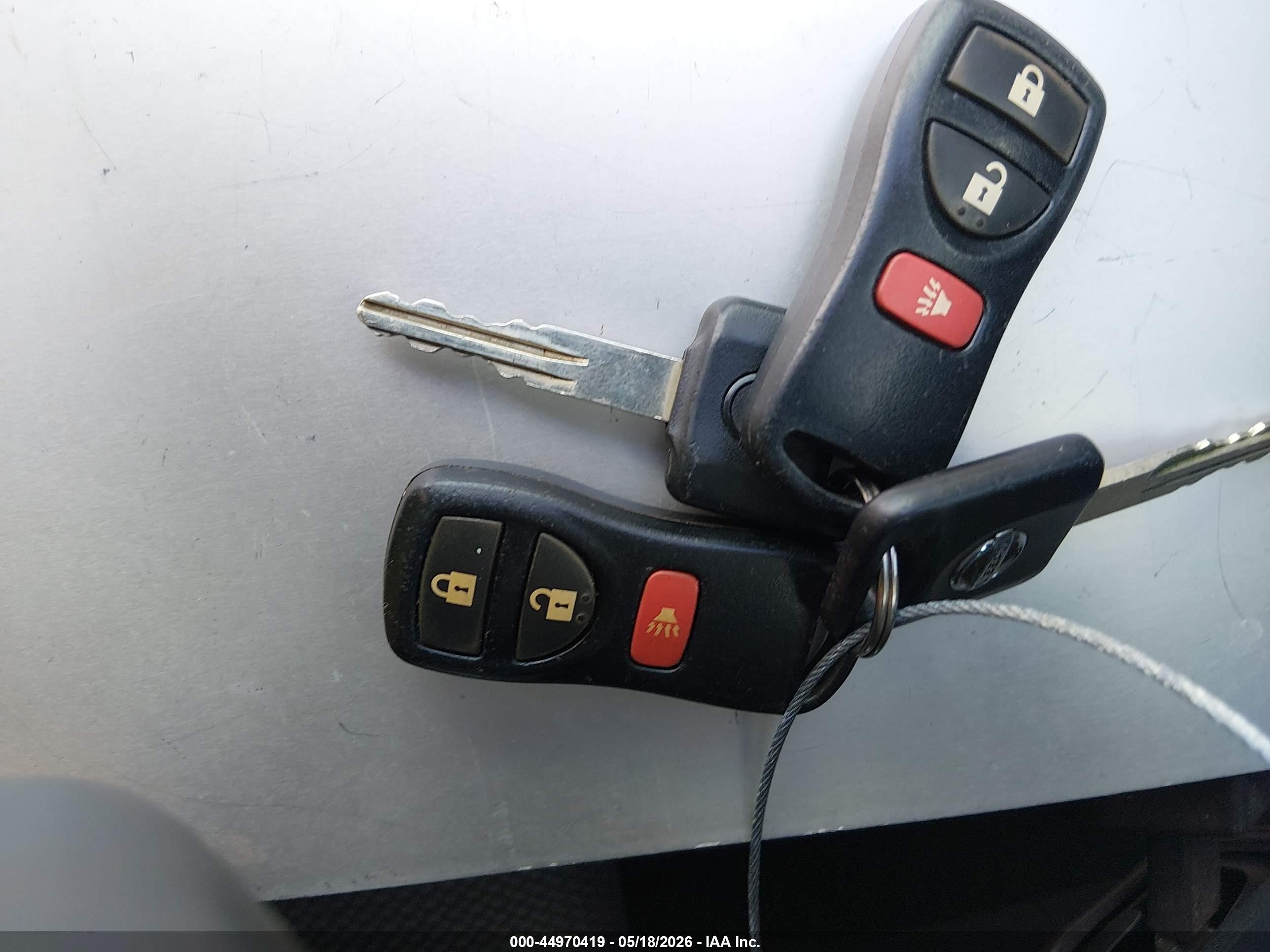 2015 Nissan Armada Sv Серебряный vin: 5N1AA0ND0FN616625