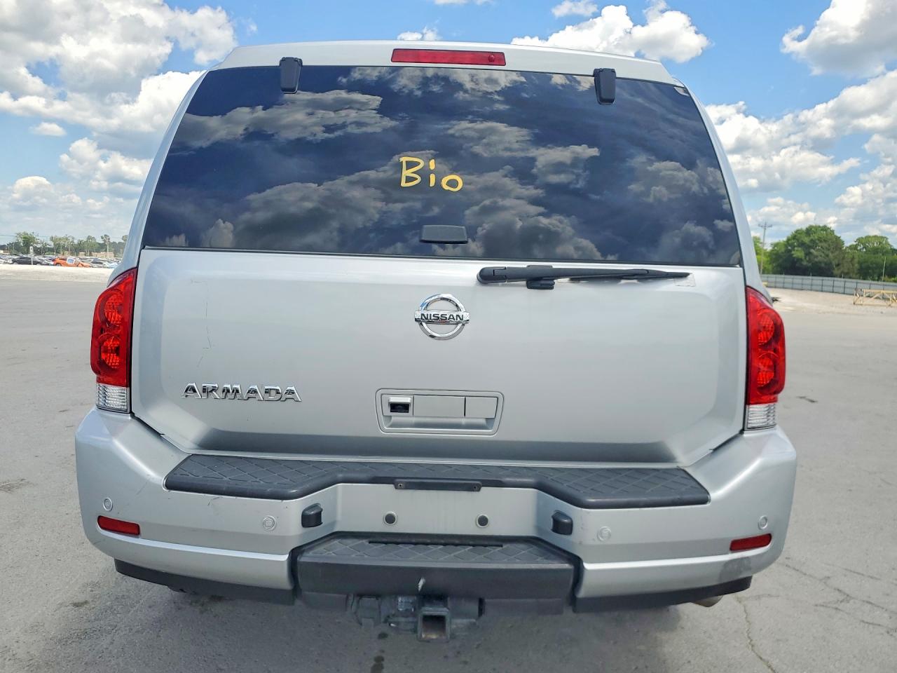 2015 Nissan Armada Sv Silver vin: 5N1AA0ND1FN607397