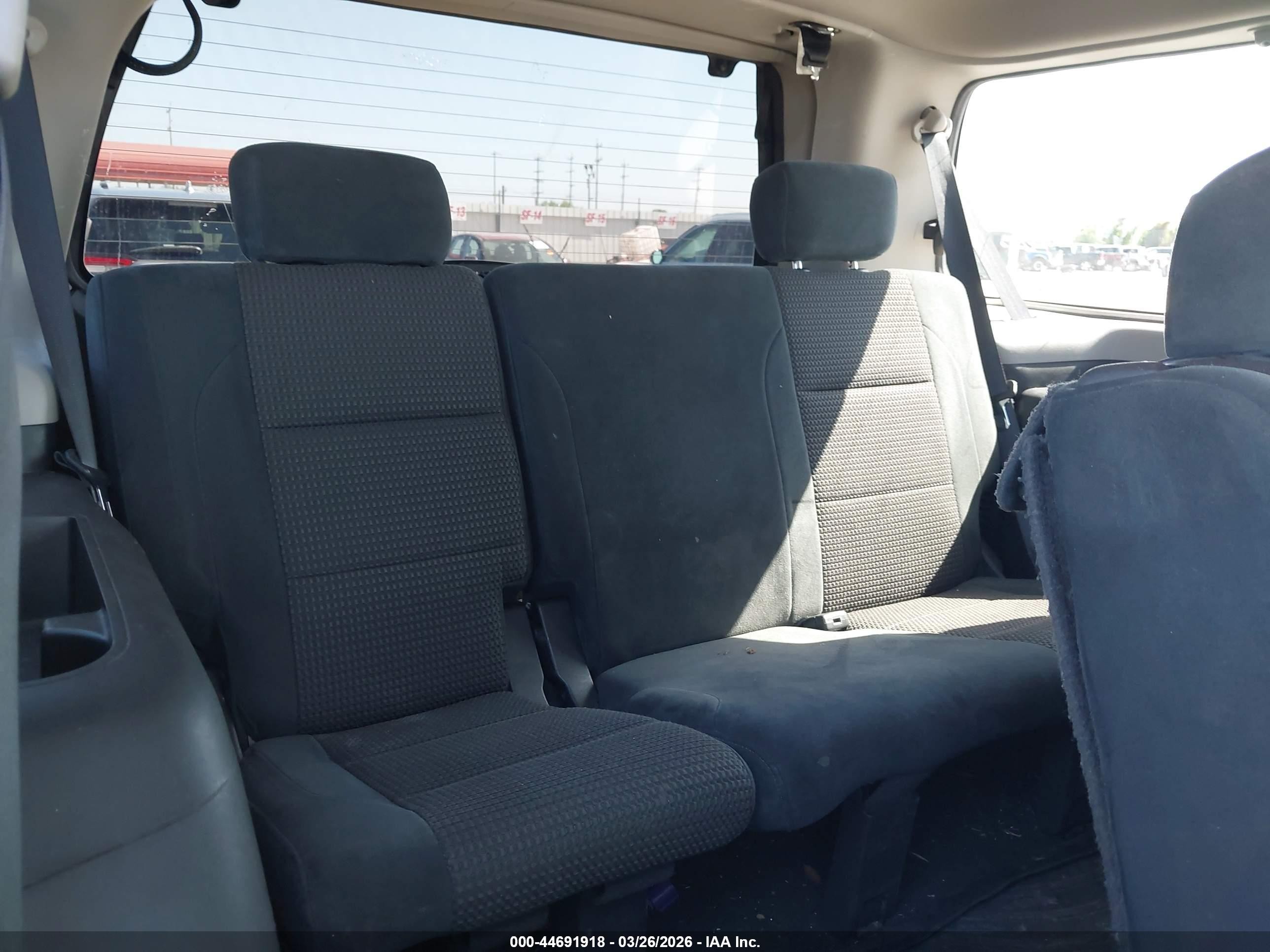 2015 Nissan Armada Sv Серый vin: 5N1AA0ND1FN623292
