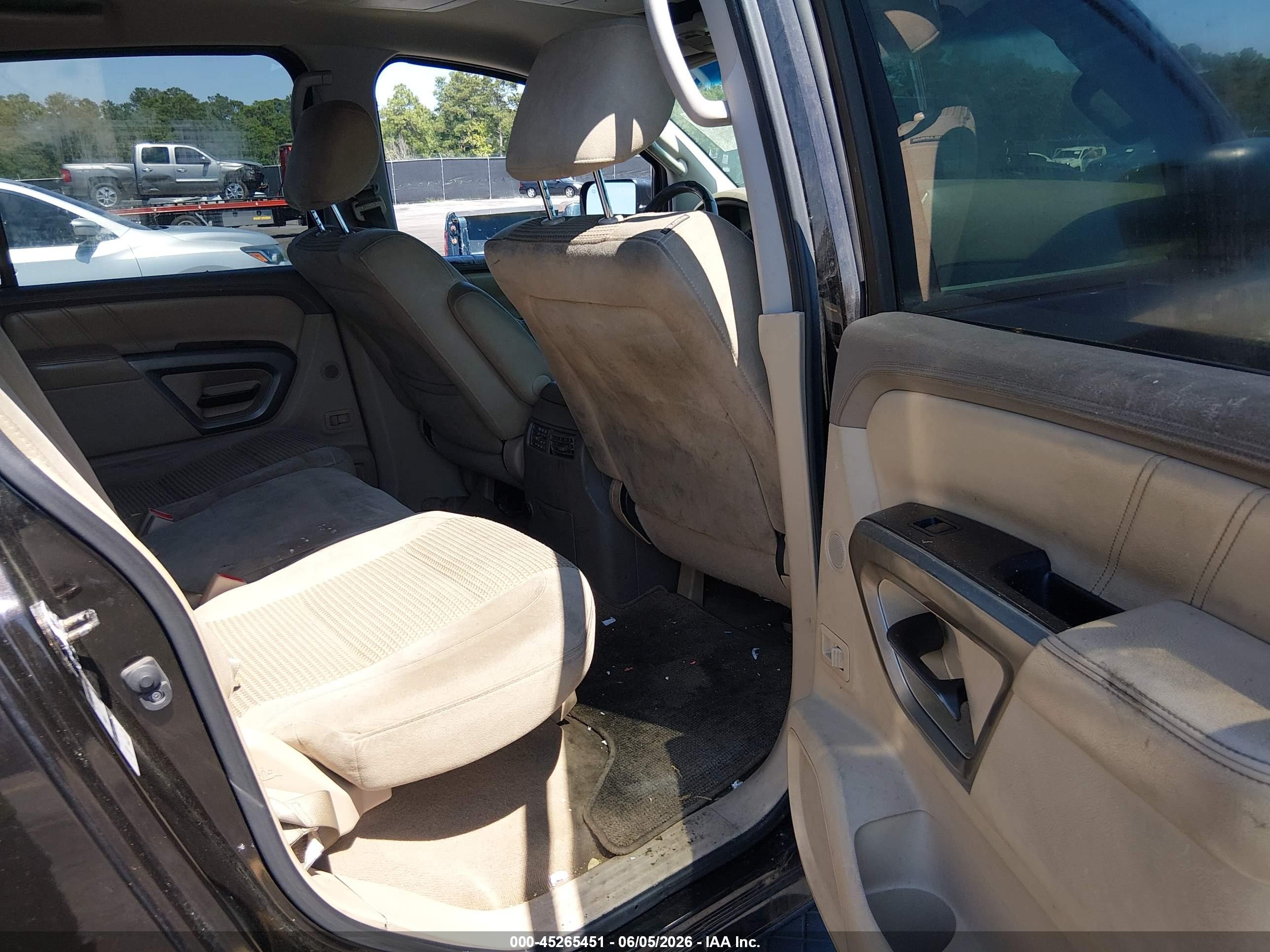 2015 Nissan Armada Sv Brown vin: 5N1AA0ND3FN607661