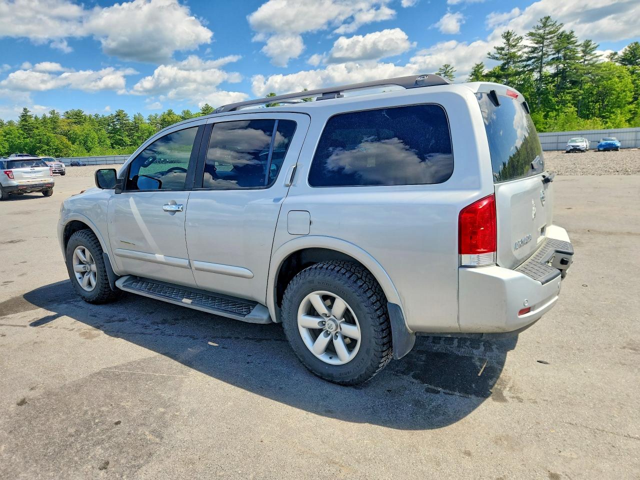 2015 Nissan Armada Sv Silver vin: 5N1AA0ND5FN609962