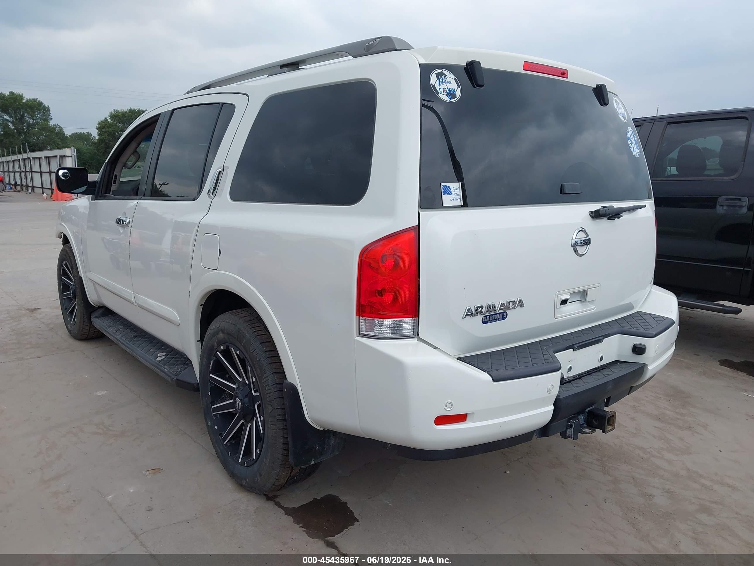 2015 Nissan Armada Sv White vin: 5N1AA0ND6FN604477