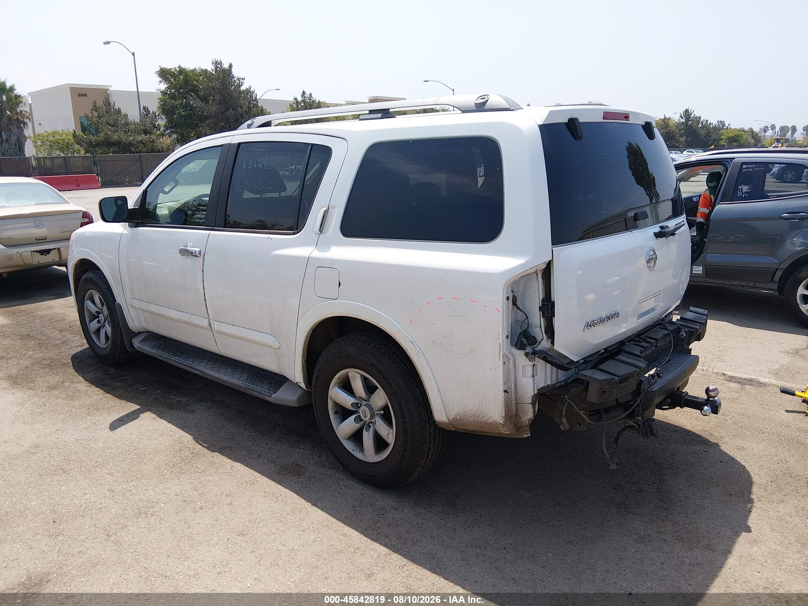 2013 Nissan Armada Sv White vin: 5N1AA0ND7DN602184