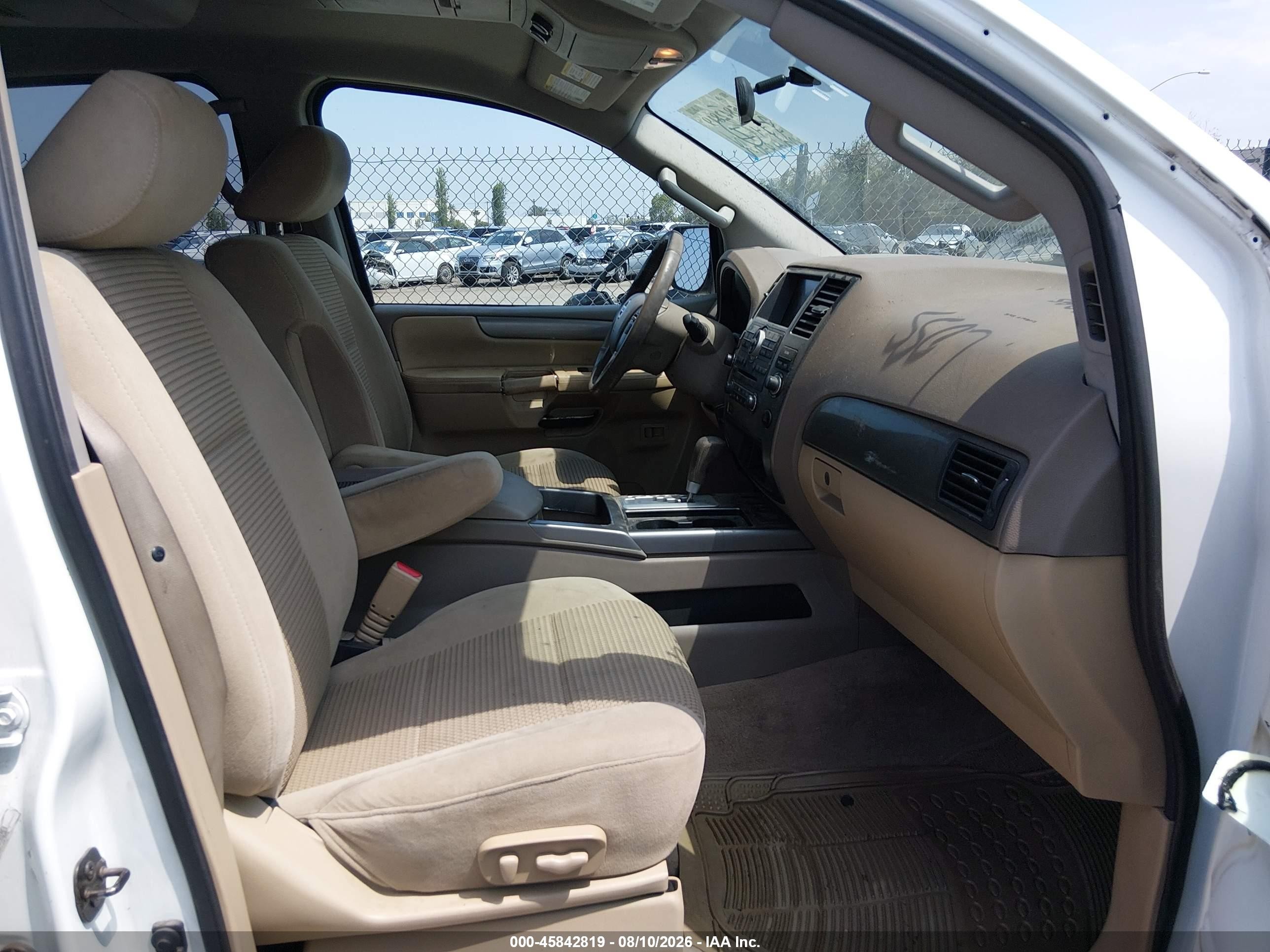 2013 Nissan Armada Sv White vin: 5N1AA0ND7DN602184