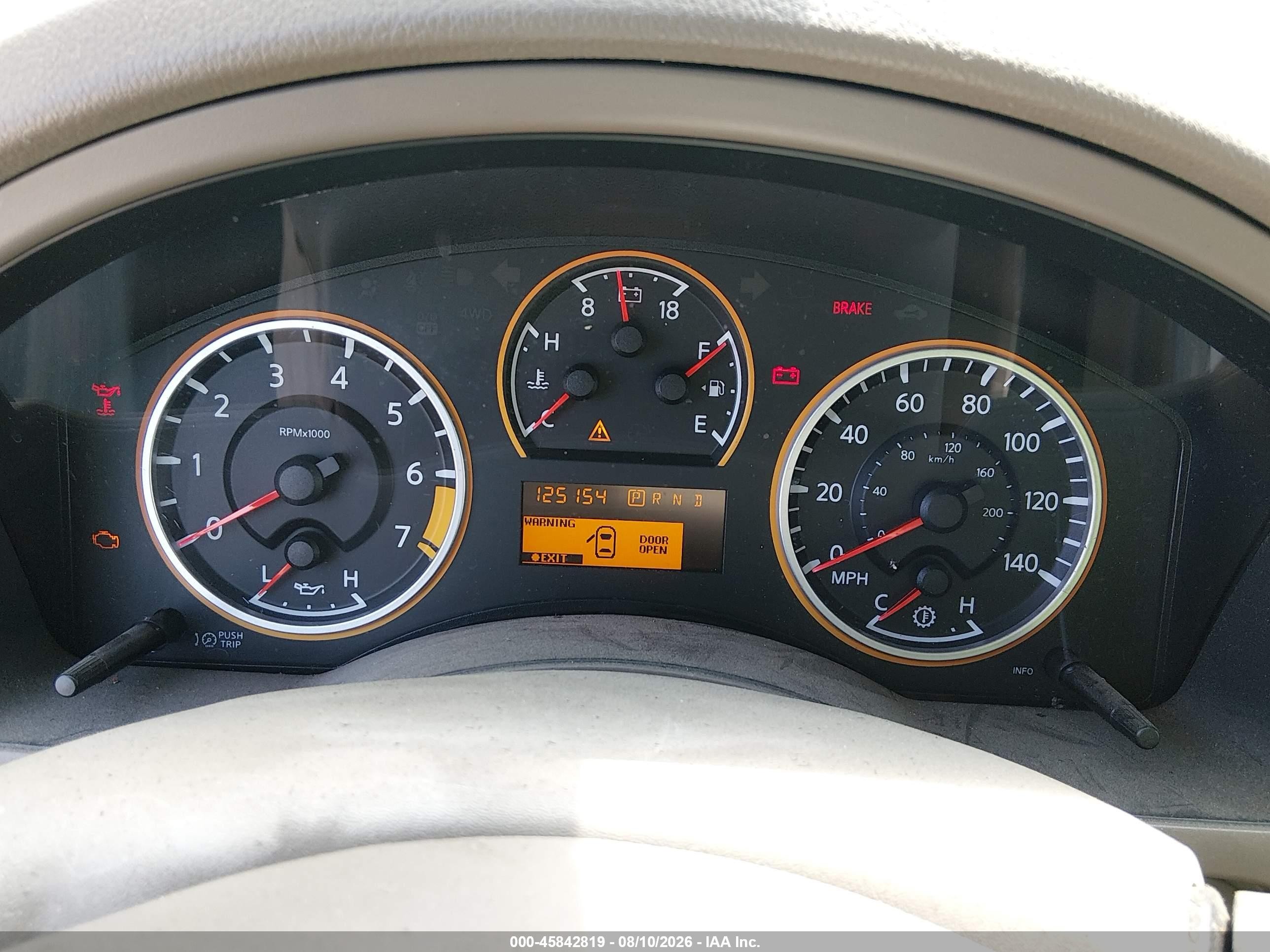 2013 Nissan Armada Sv White vin: 5N1AA0ND7DN602184
