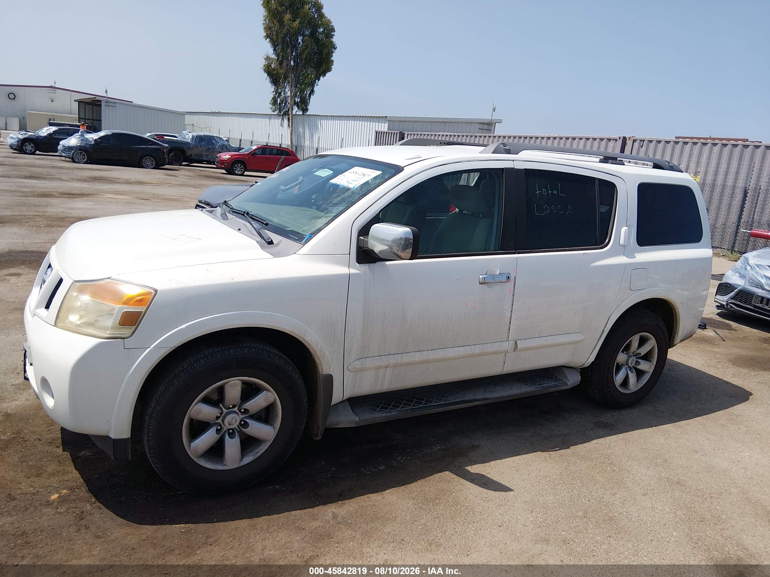 2013 Nissan Armada Sv White vin: 5N1AA0ND7DN602184