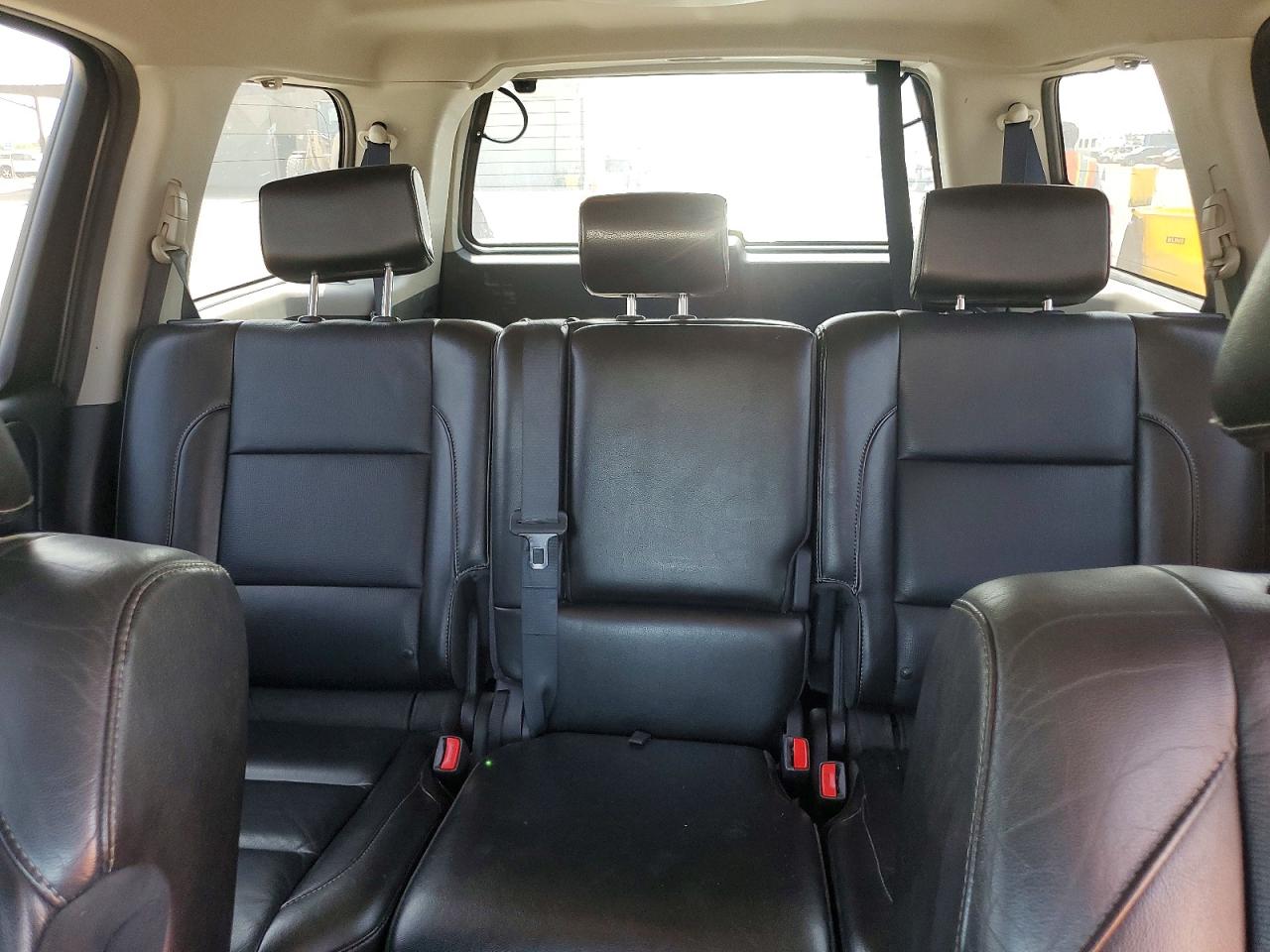 2010 Nissan Armada Se White vin: 5N1AA0ND9AN602277
