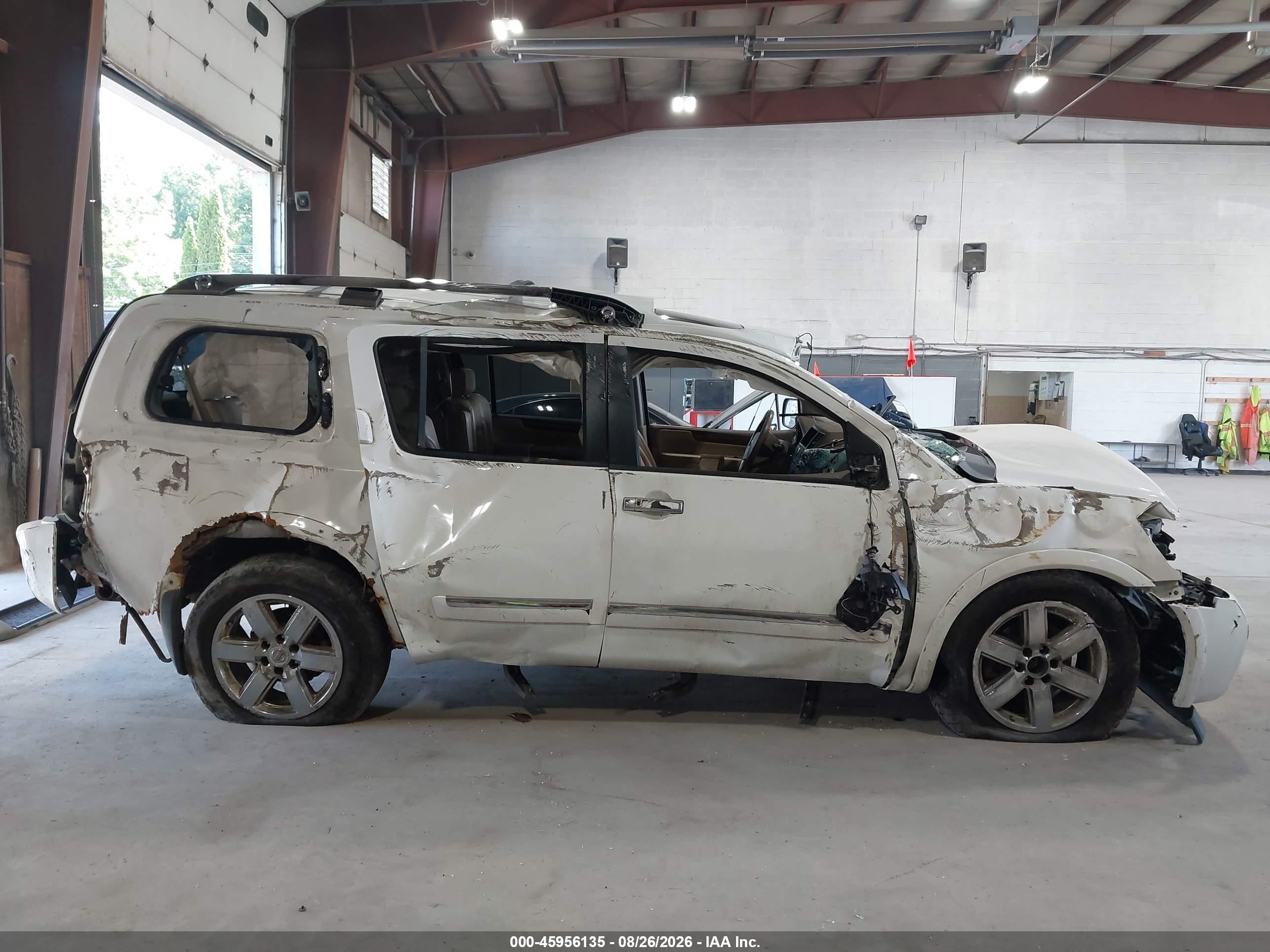 2011 Nissan Armada Platinum White vin: 5N1AA0NE5BN604148