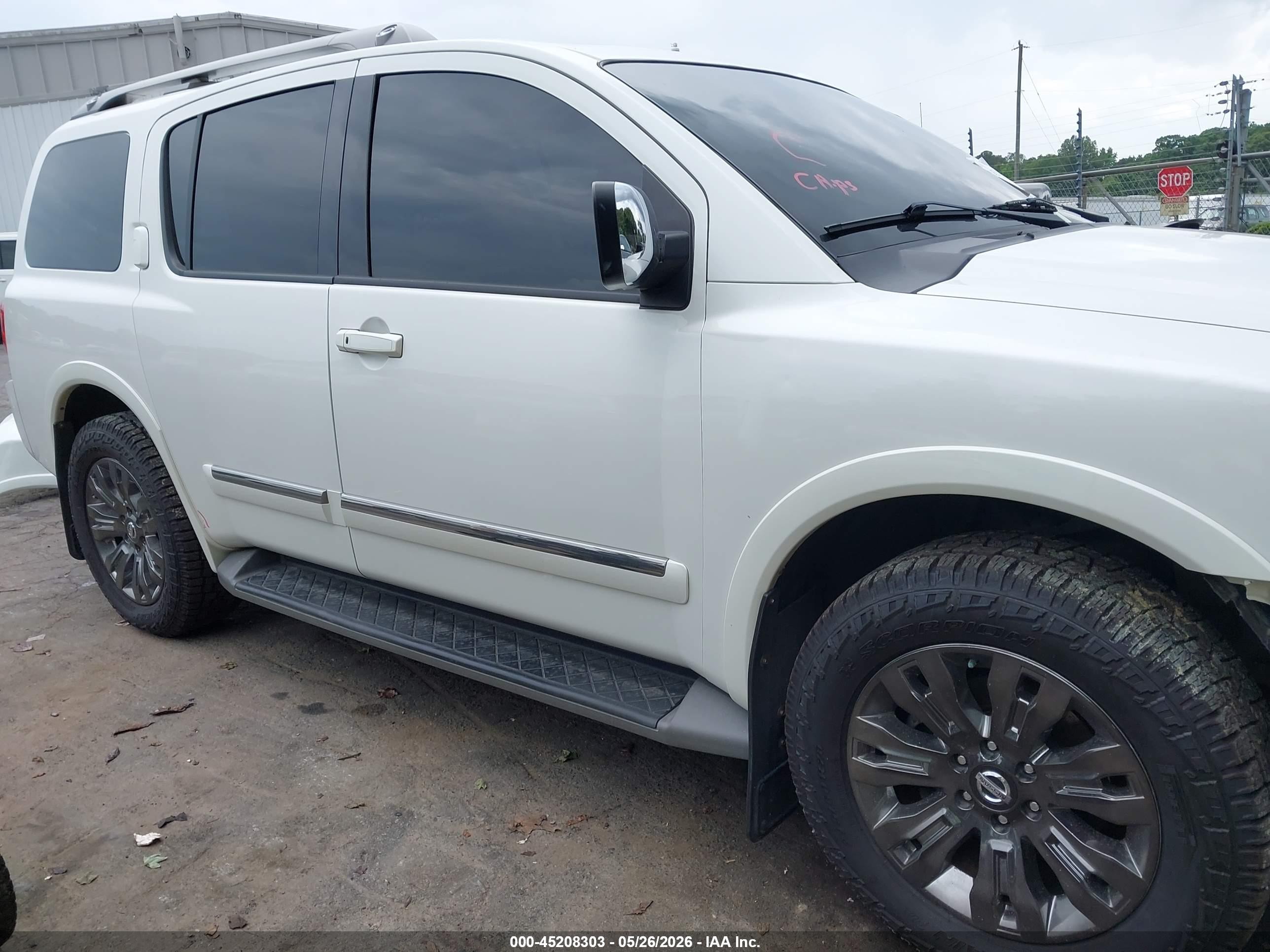 2015 Nissan Armada Platinum/sl/sv White vin: 5N1AA0NE7FN608742