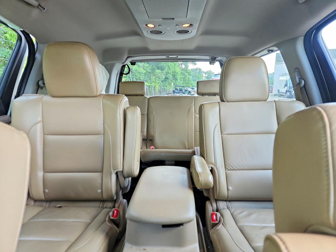2015 Nissan Armada Platinum White vin: 5N1AA0NE8FN609950