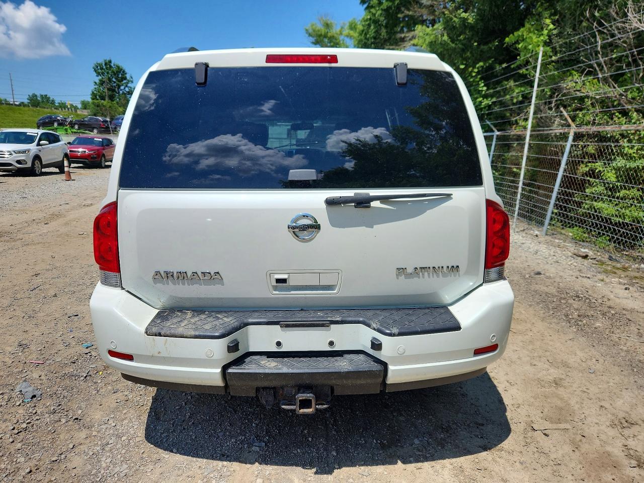 2015 Nissan Armada Platinum White vin: 5N1AA0NE8FN609950
