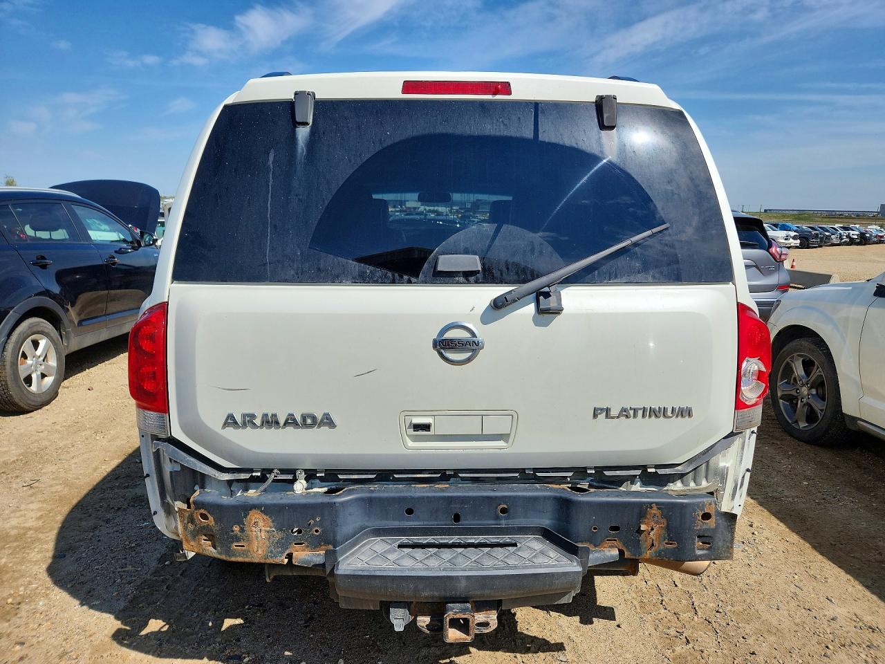 2015 Nissan Armada Platinum White vin: 5N1AA0NE8FN612704