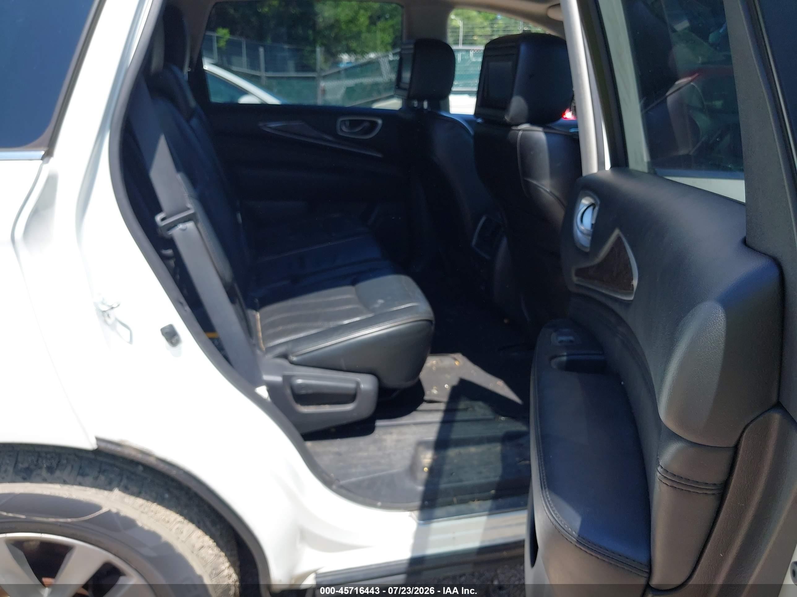 2013 Infiniti Jx35   White vin: 5N1AL0MM0DC310481