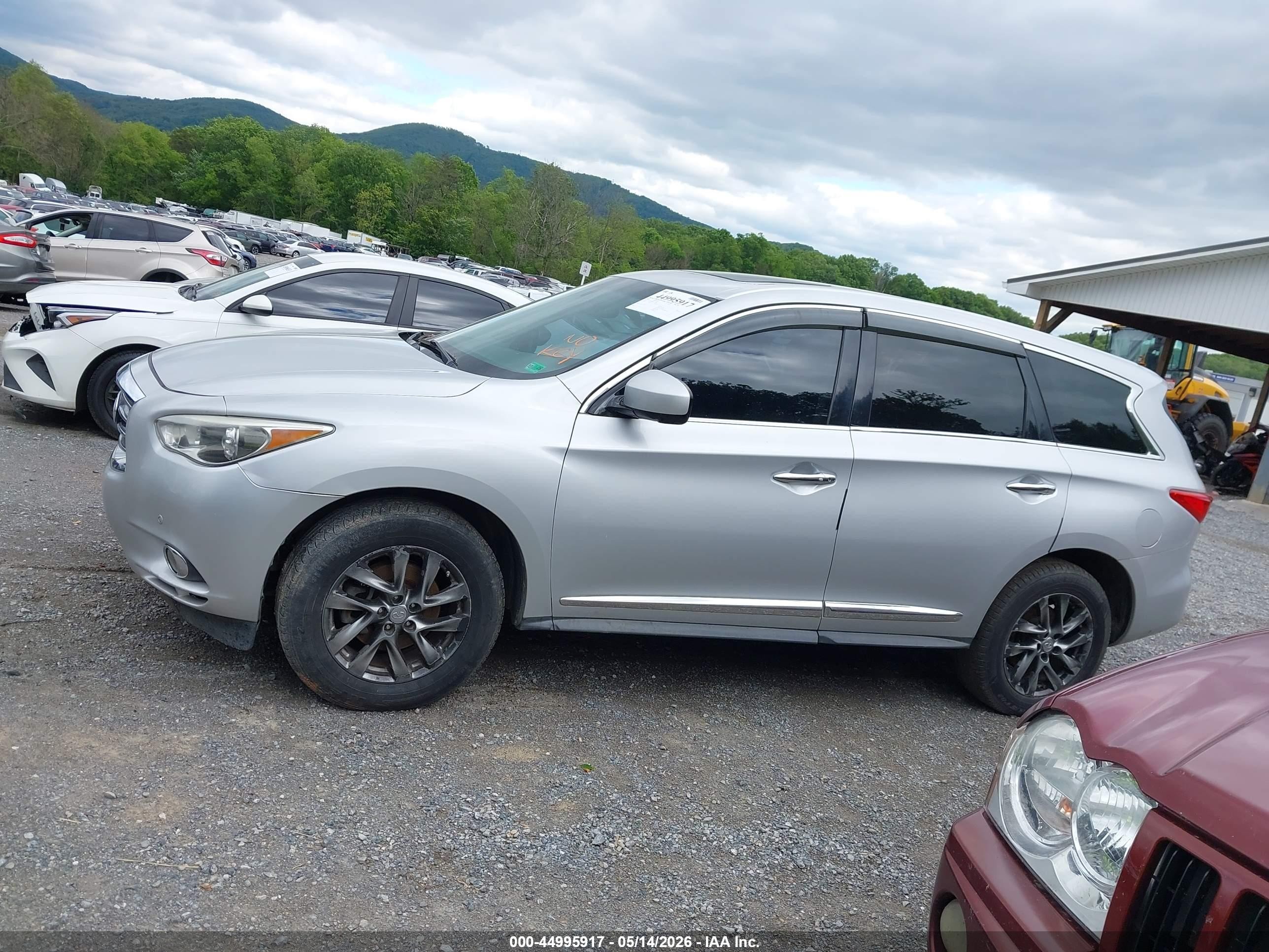 2013 Infiniti Jx35   Серебряный vin: 5N1AL0MM0DC333680