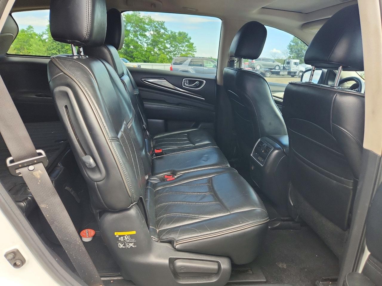 2015 Infiniti Qx60 Base White vin: 5N1AL0MM0FC516354