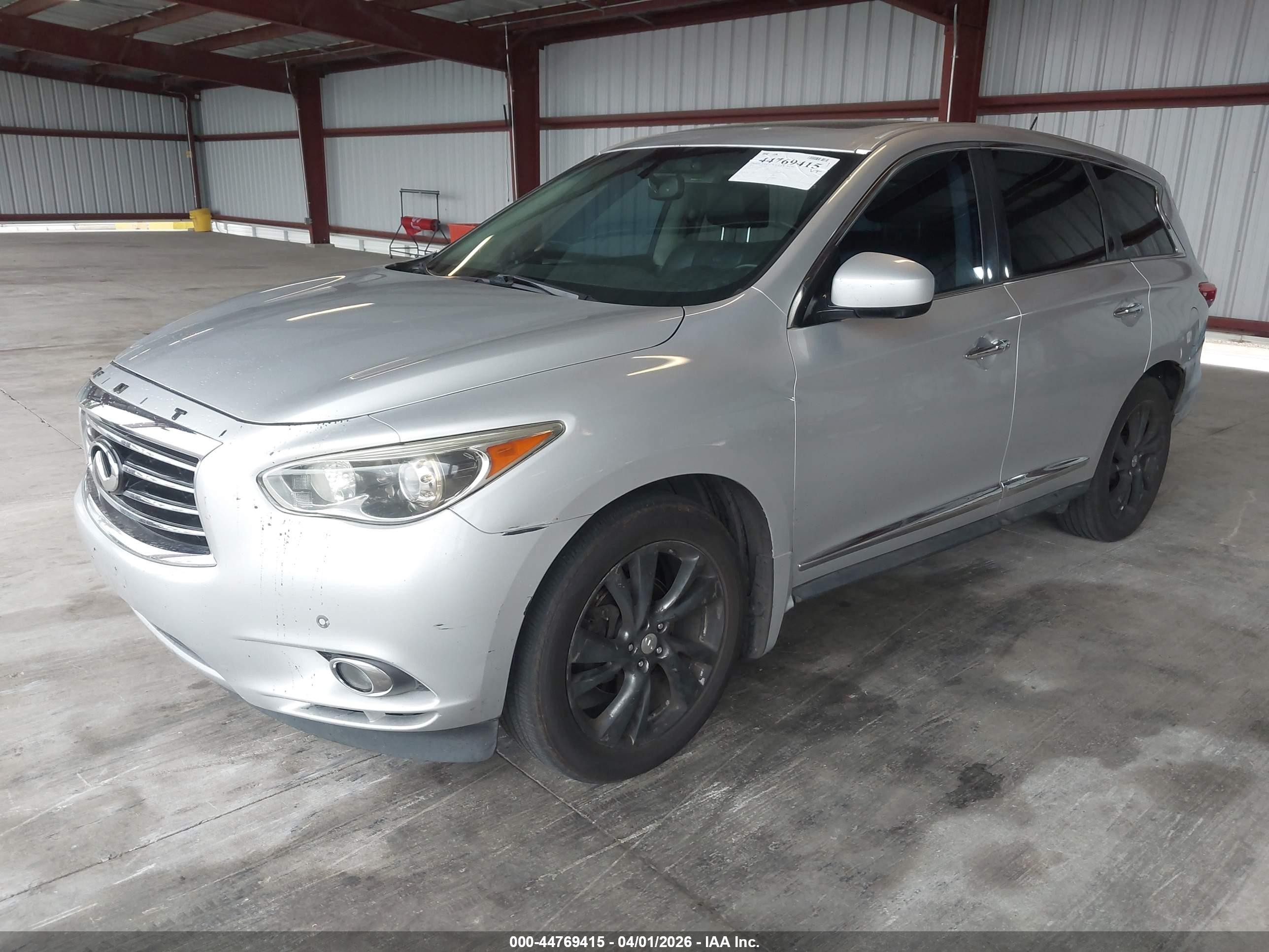 2013 Infiniti Jx35   Серебряный vin: 5N1AL0MM1DC307069