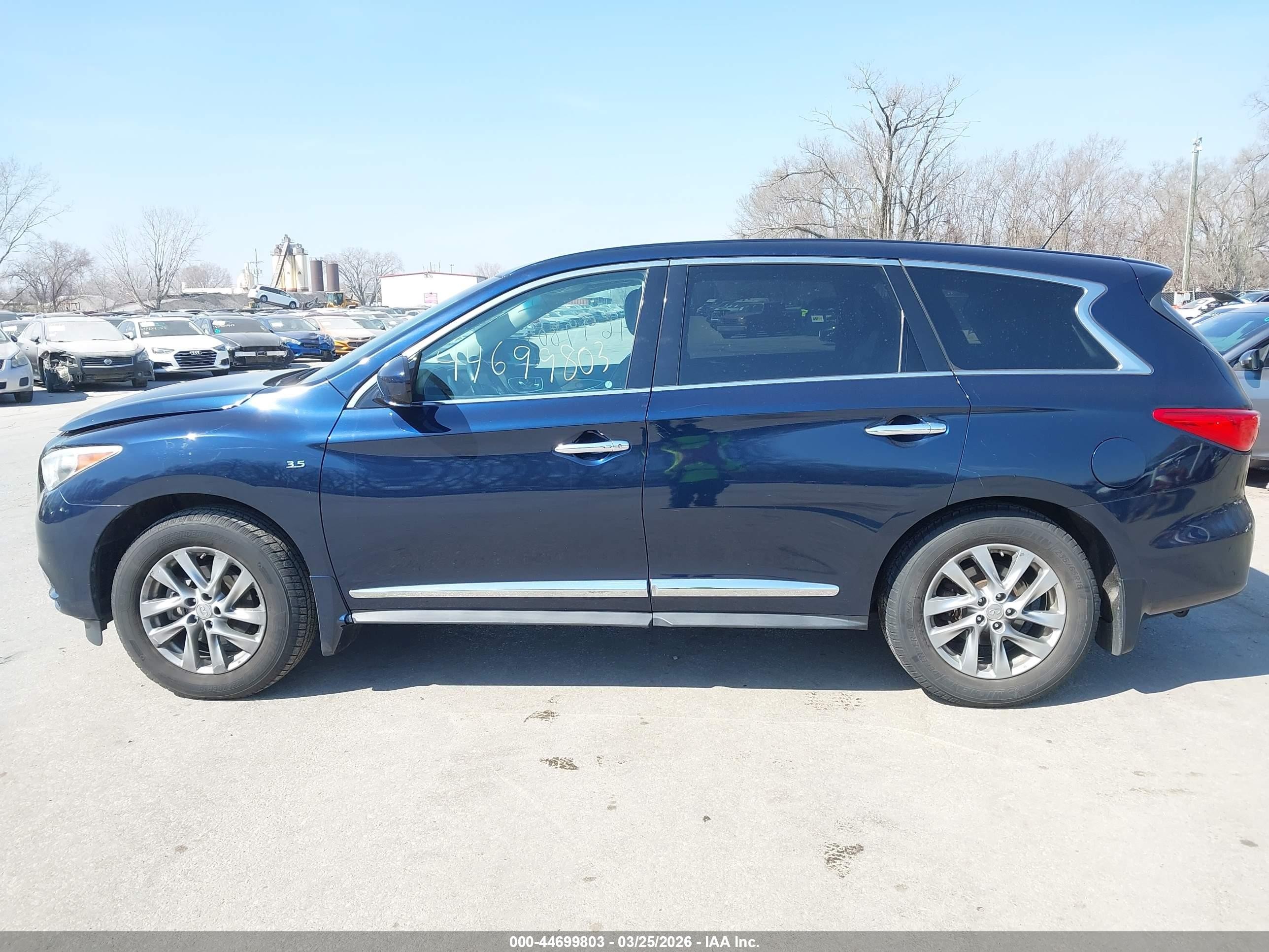 2015 Infiniti Qx60   Navy vin: 5N1AL0MM1FC553820
