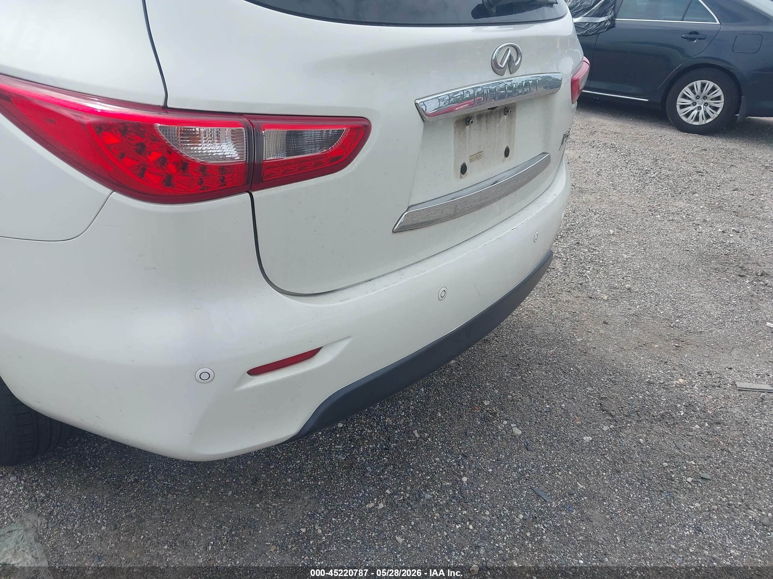 2013 Infiniti Jx35   White vin: 5N1AL0MM2DC317366