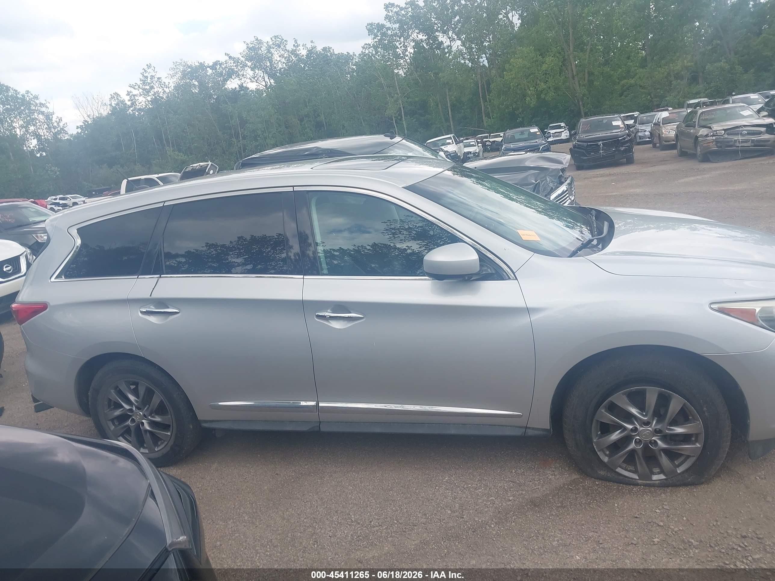 2013 Infiniti Jx35   Silver vin: 5N1AL0MM2DC324043