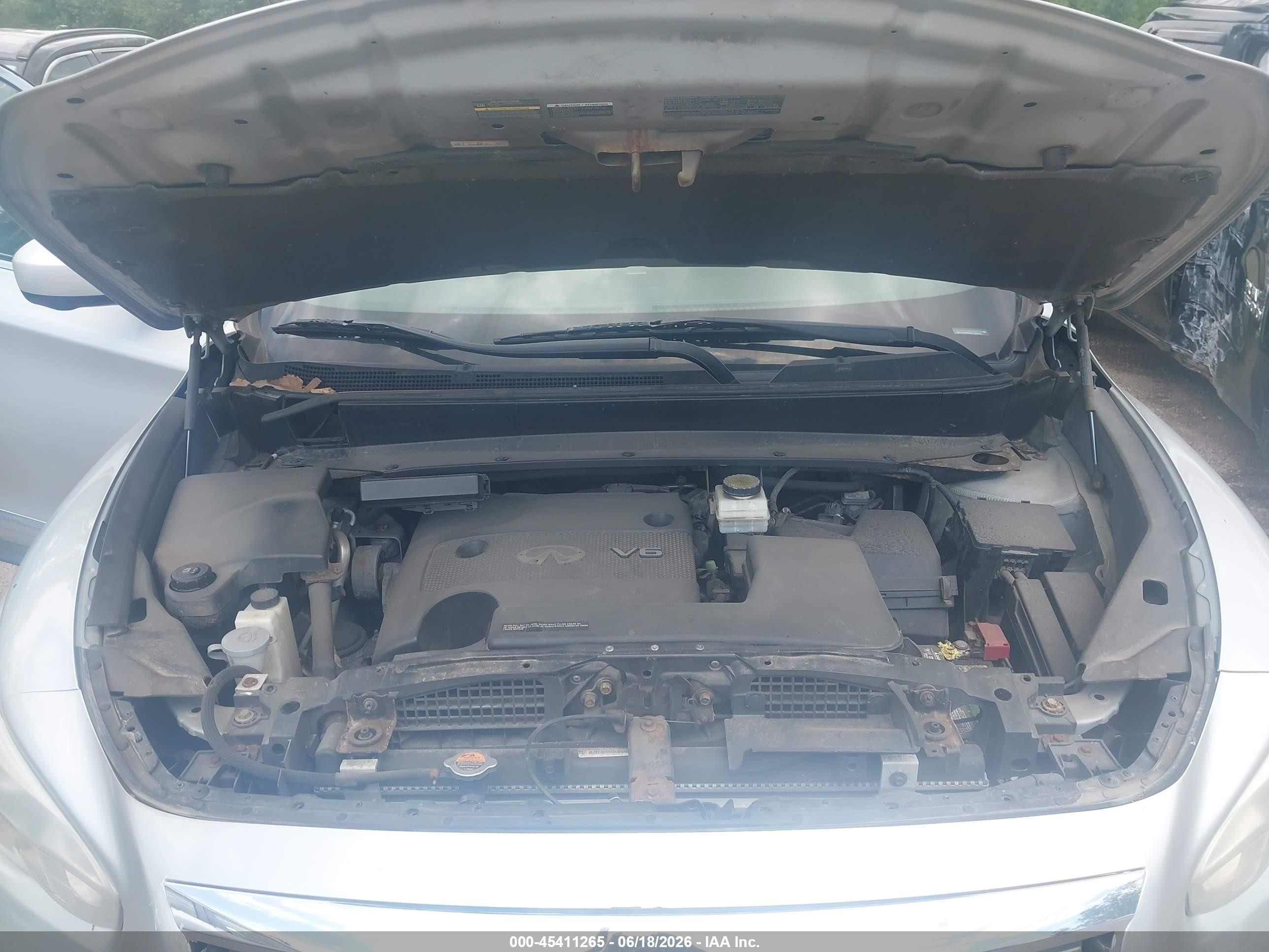 2013 Infiniti Jx35   Silver vin: 5N1AL0MM2DC324043