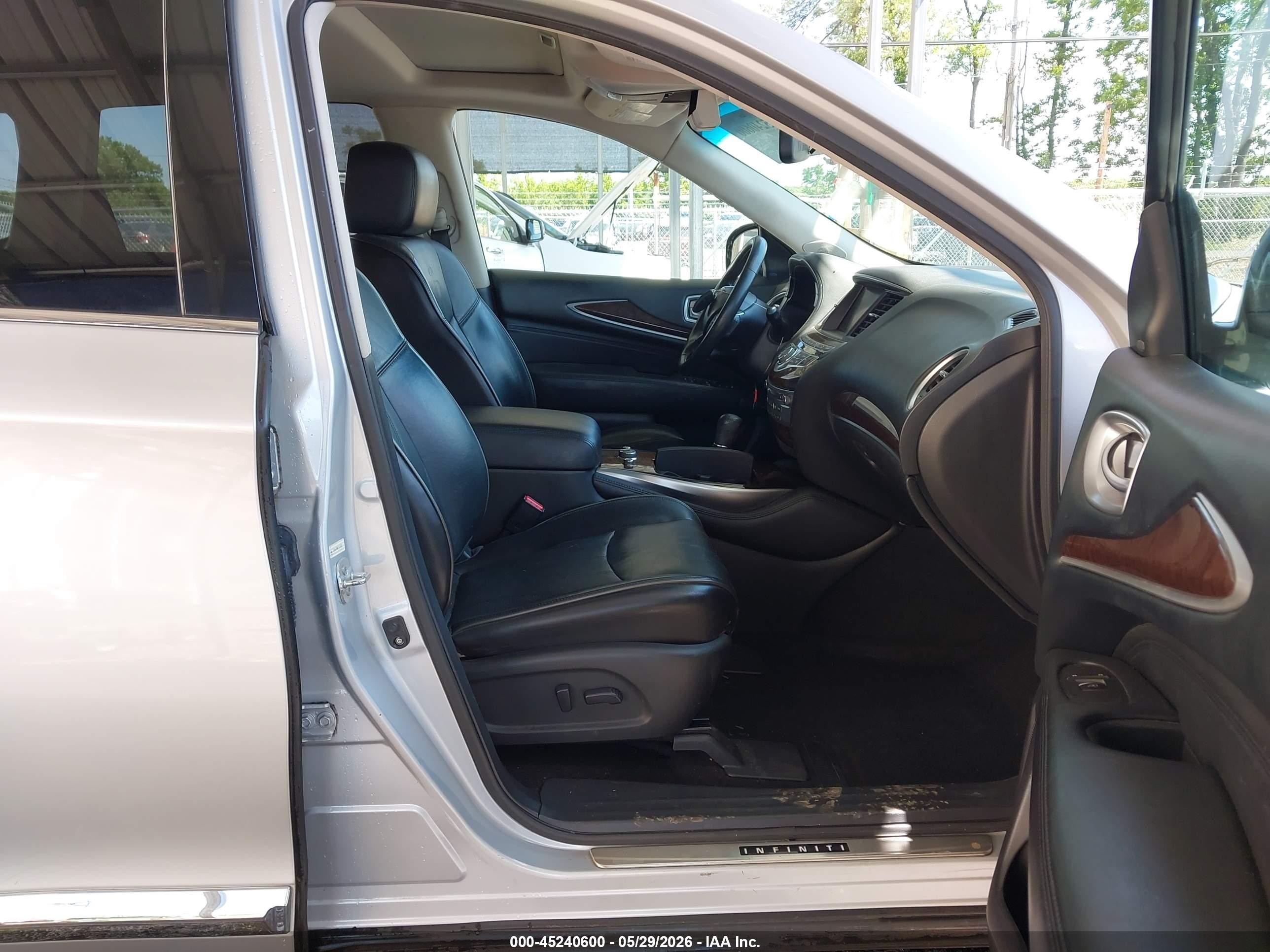 2013 Infiniti Jx35   Silver vin: 5N1AL0MM2DC328352