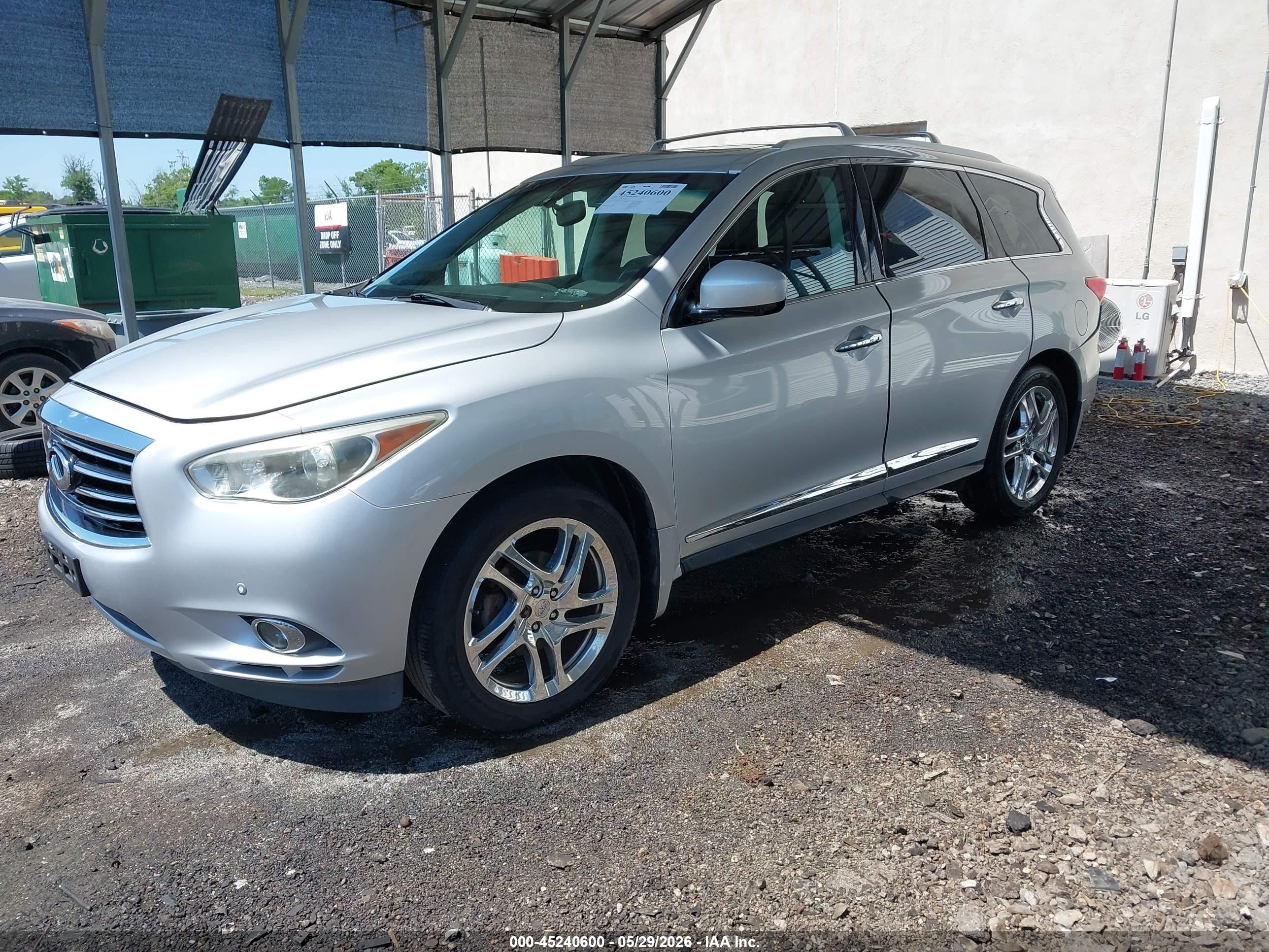 2013 Infiniti Jx35   Silver vin: 5N1AL0MM2DC328352