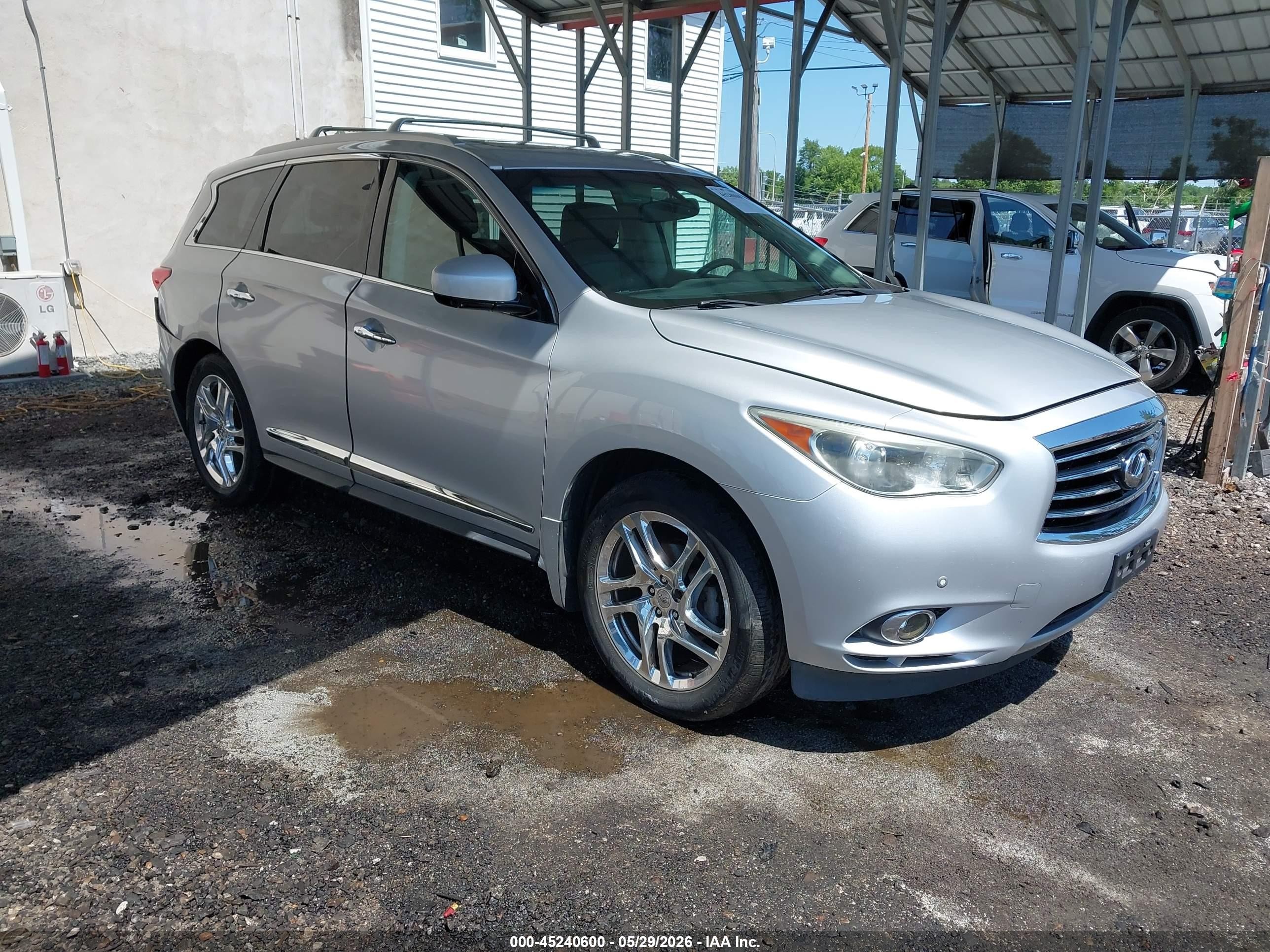 2013 Infiniti Jx35   Silver vin: 5N1AL0MM2DC328352