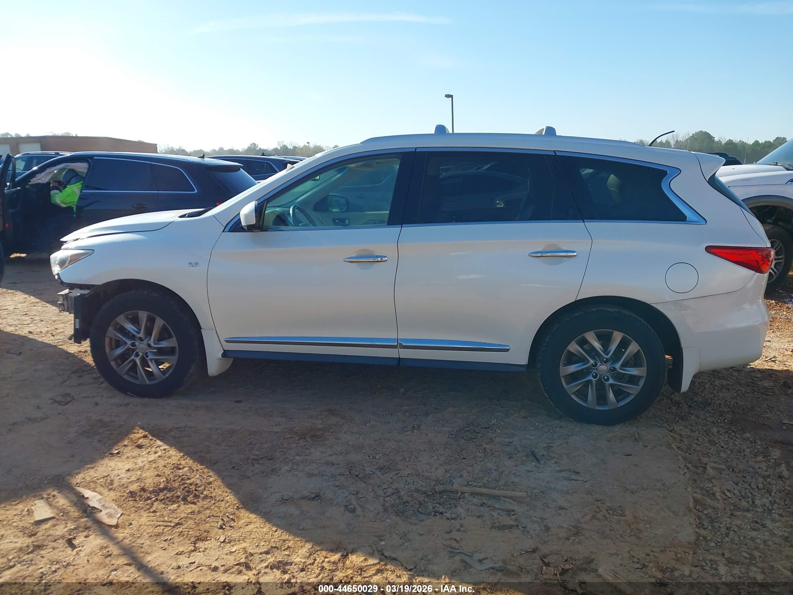 2015 Infiniti Qx60   Белый vin: 5N1AL0MM2FC509230