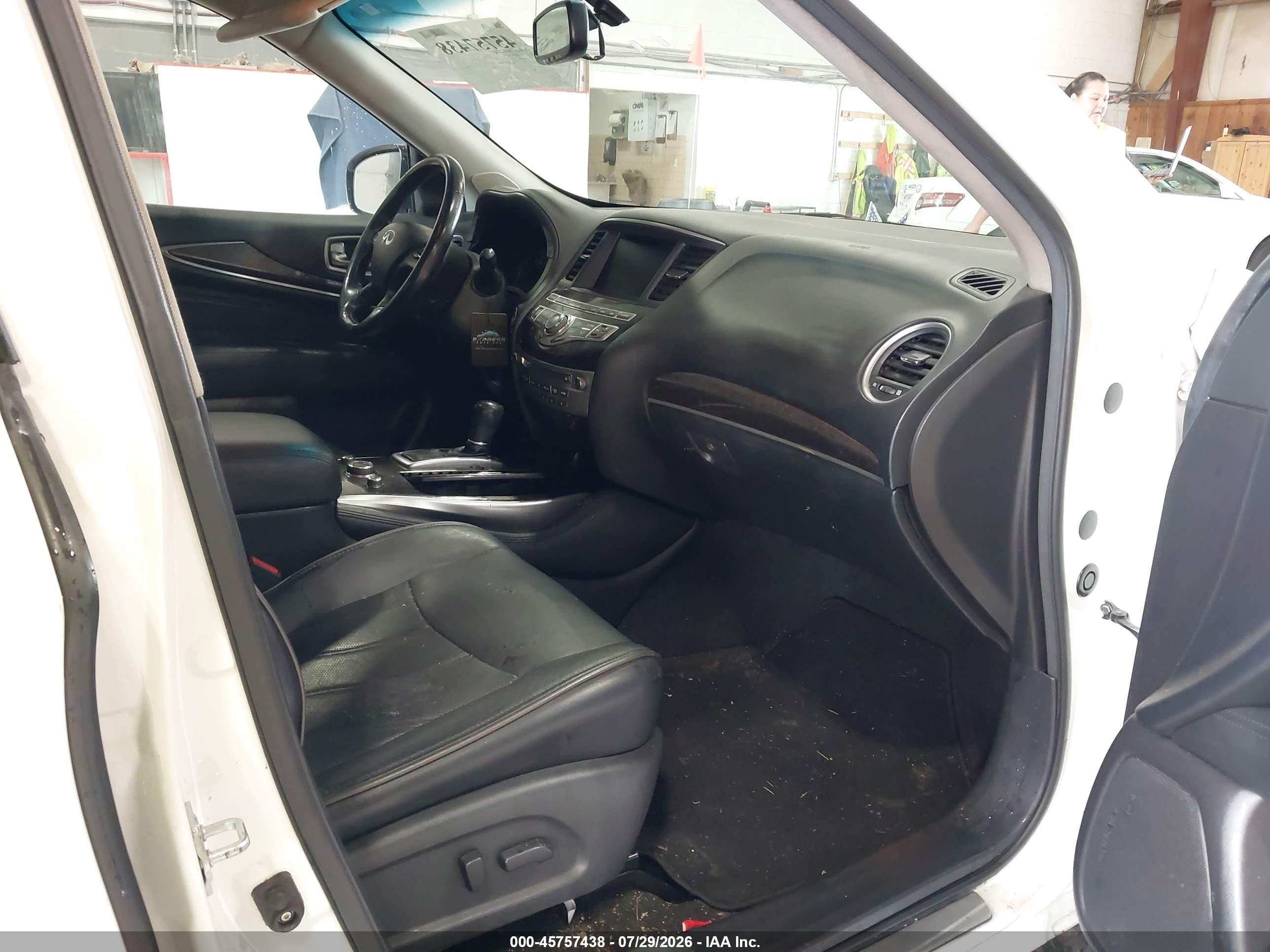 2013 Infiniti Jx35   White vin: 5N1AL0MM3DC335732