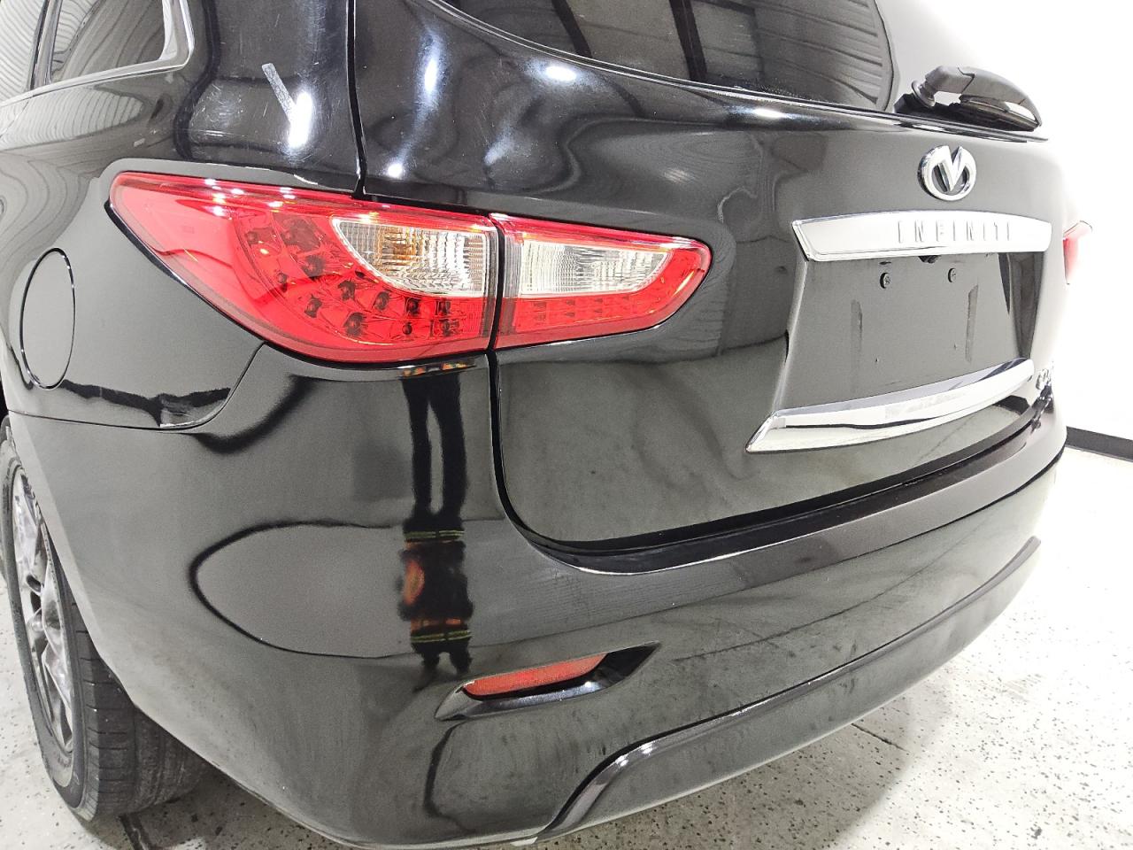 2014 Infiniti Qx60 Base Black vin: 5N1AL0MM3EC528027 Damage: Rear Bumper/Cover, Previous Repair, Substandard Repair